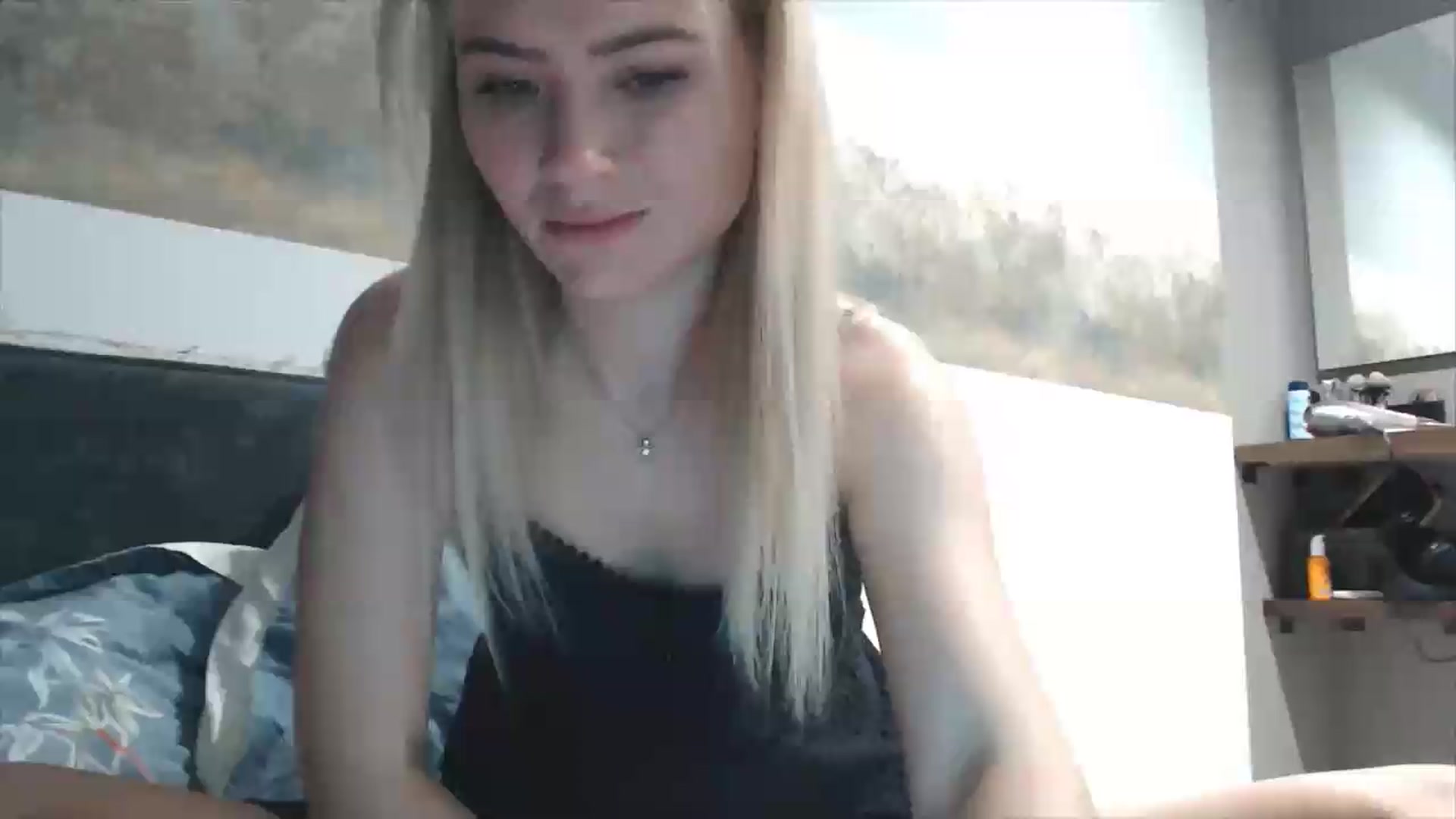 Gallery image thumbnail from fiancee's myfreecams stream on, 06/14/2026, 18:24 image 12 of 20