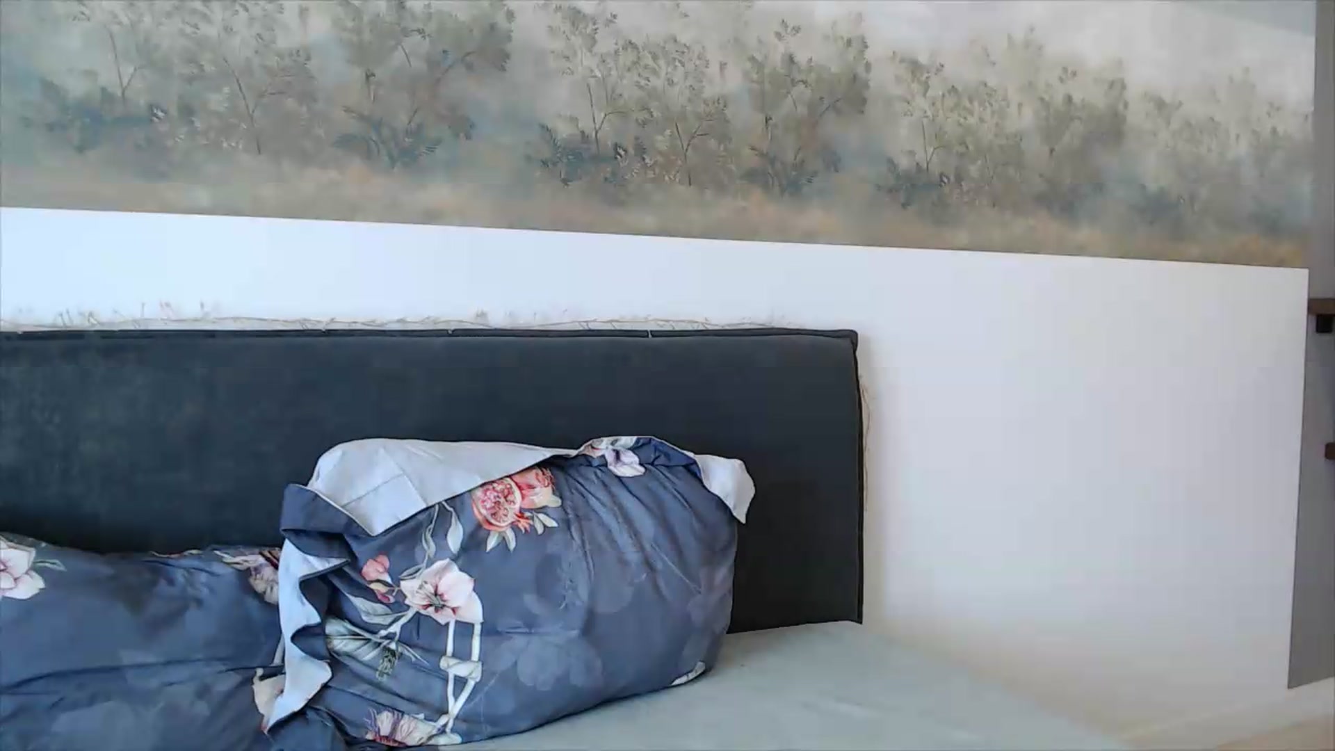Gallery image thumbnail from fiancee's myfreecams stream on, 06/19/2026, 05:27 image 13 of 20
