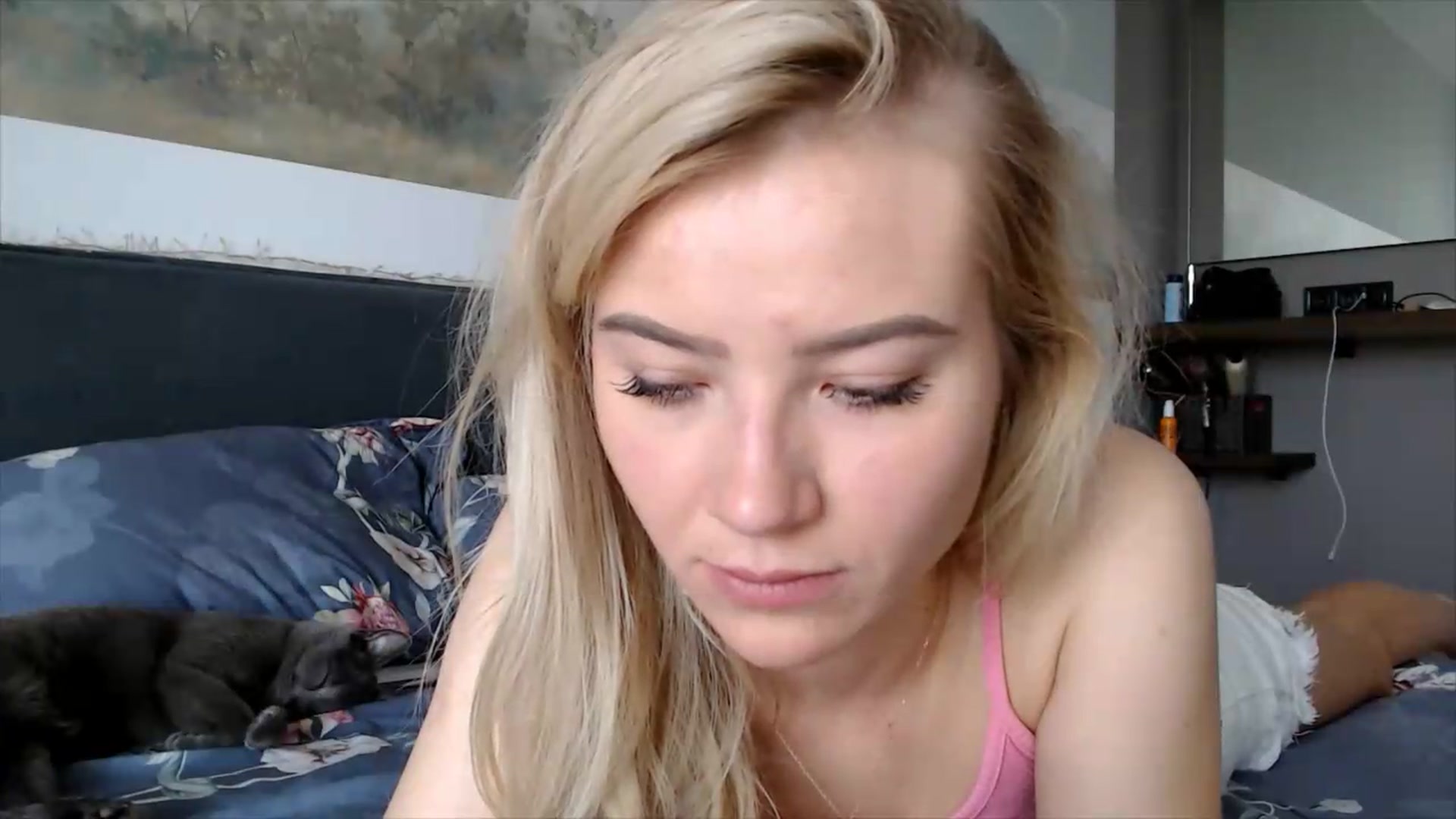 Gallery image thumbnail from fiancee's myfreecams stream on, 06/20/2026, 06:49 image 20 of 20