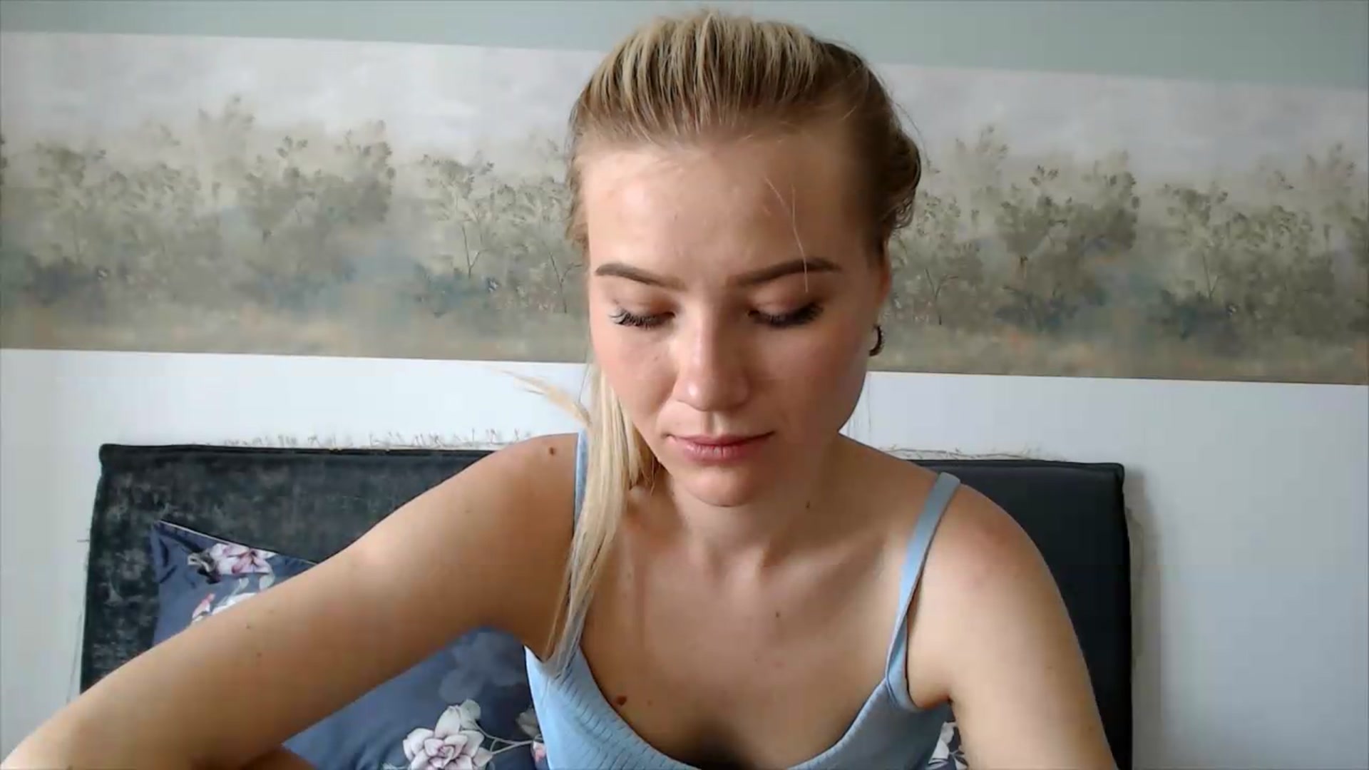 Gallery image thumbnail from fiancee's myfreecams stream on, 06/23/2026, 05:48 image 15 of 20