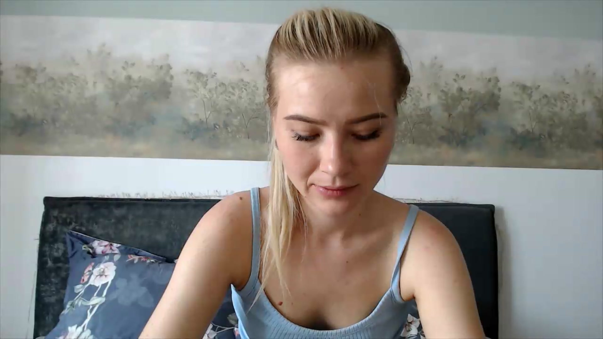 Gallery image thumbnail from fiancee's myfreecams stream on, 06/23/2026, 05:48 image 19 of 20