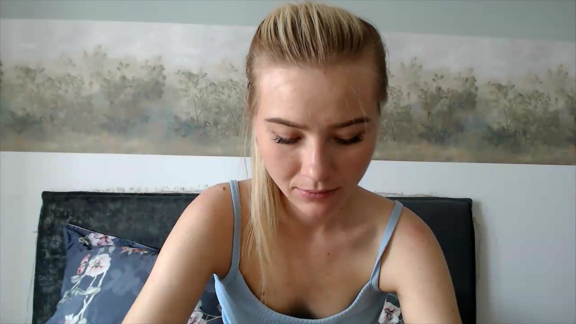 Gallery image thumbnail from fiancee's myfreecams stream on, 06/23/2026, 05:48 image 3 of 20