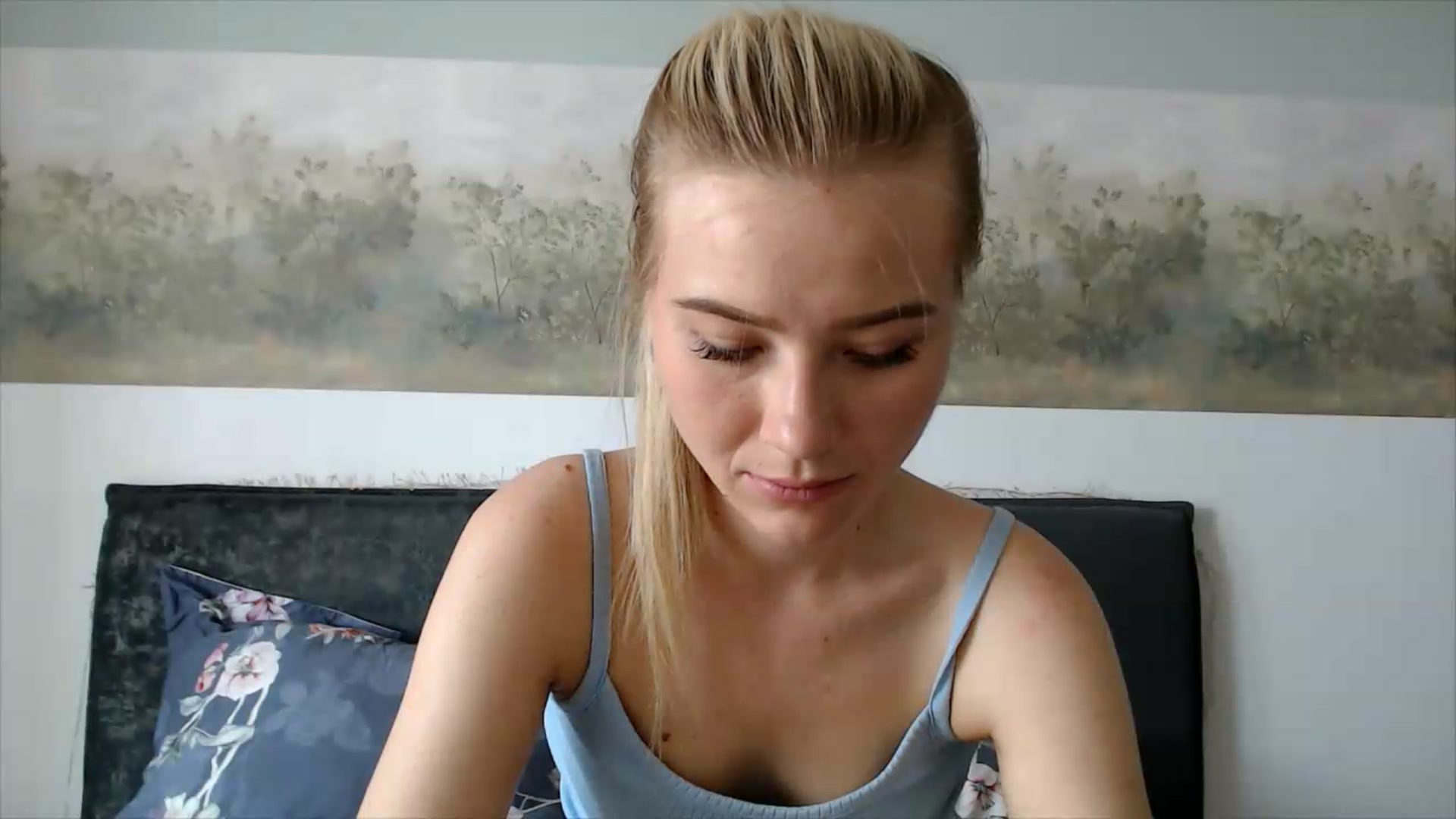 Gallery image thumbnail from fiancee's myfreecams stream on, 06/23/2026, 05:48 image 5 of 20