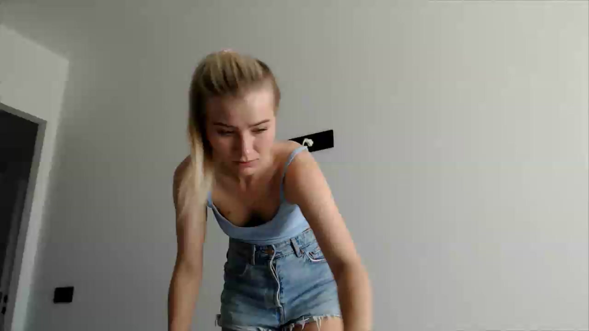 Gallery image thumbnail from fiancee's myfreecams stream on, 06/23/2026, 06:18 image 13 of 20
