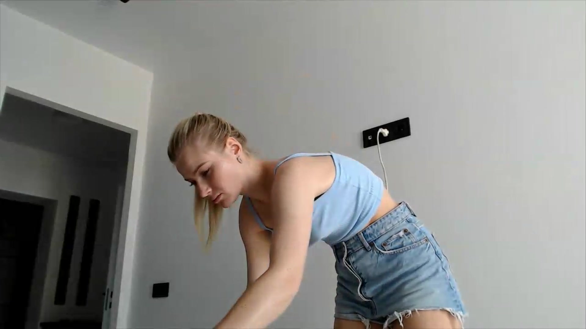 Gallery image thumbnail from fiancee's myfreecams stream on, 06/23/2026, 06:18 image 4 of 20