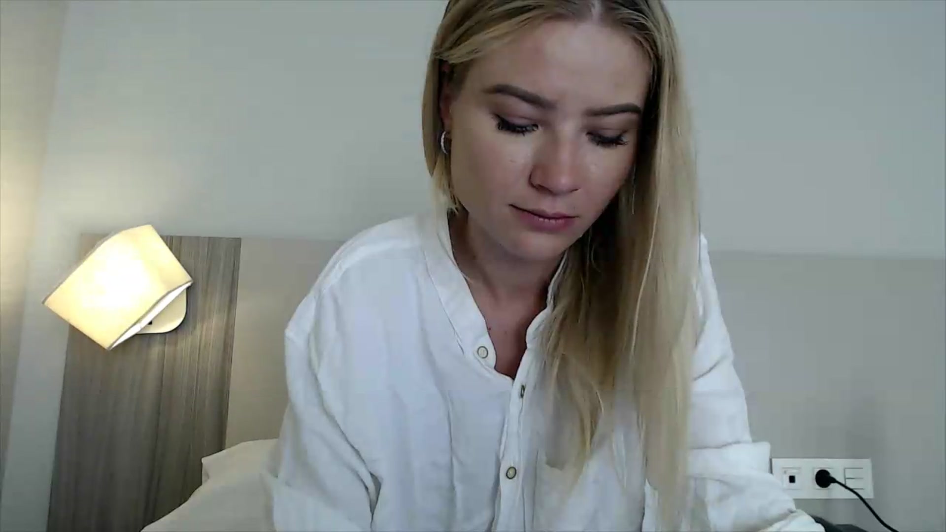 Gallery image thumbnail from fiancee's myfreecams stream on, 06/28/2026, 07:59 image 8 of 20