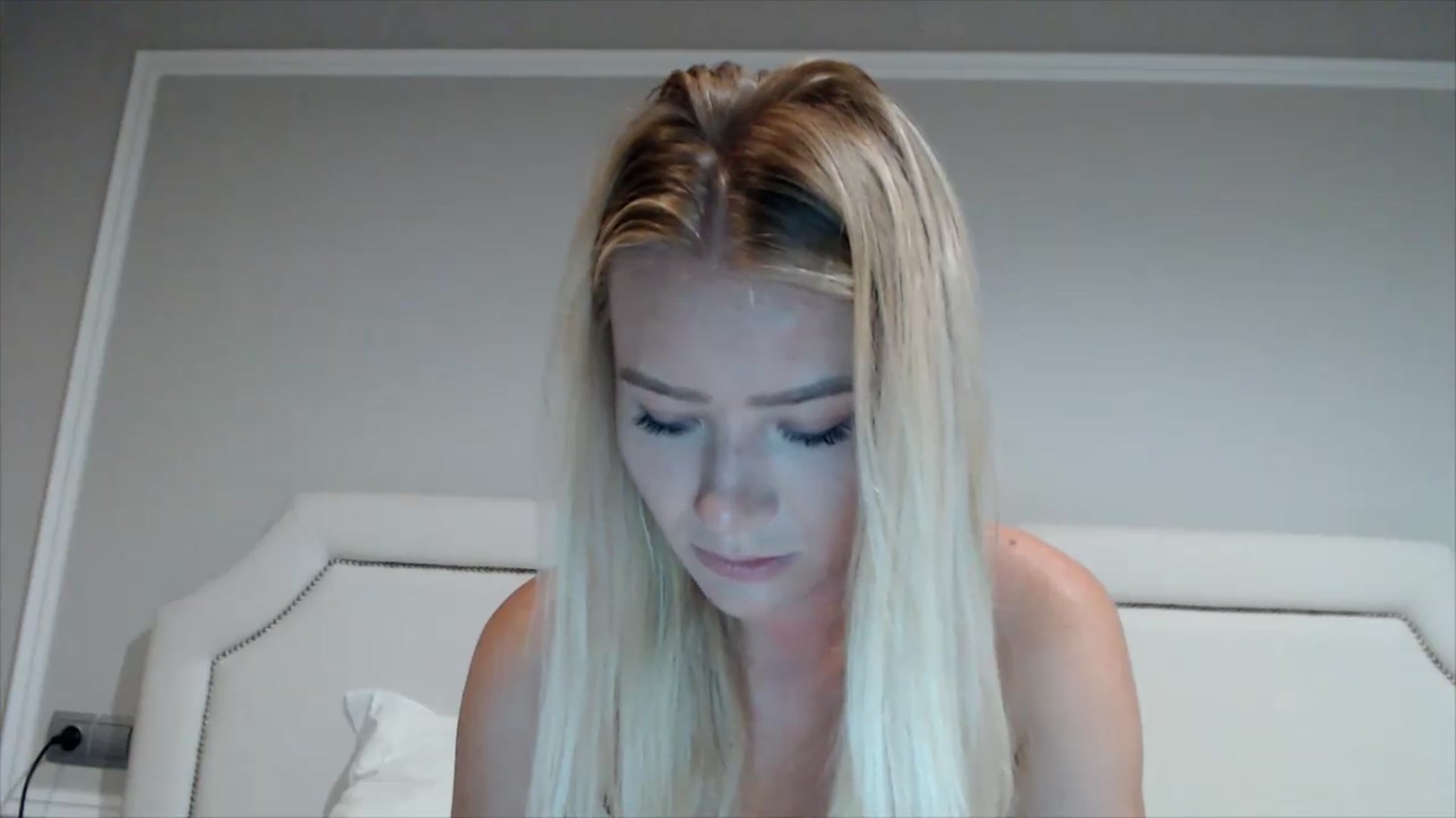 Gallery image thumbnail from fiancee's myfreecams stream on, 07/08/2026, 04:54 image 11 of 20