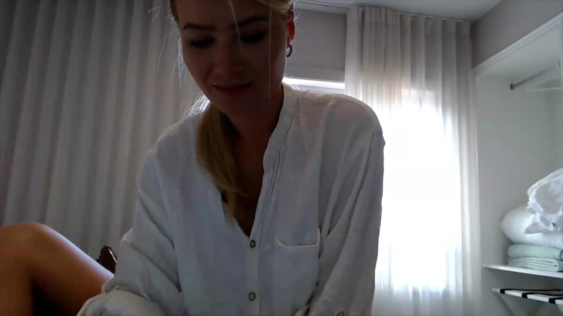 Gallery image thumbnail from fiancee's myfreecams stream on, 07/08/2026, 06:40 image 11 of 20