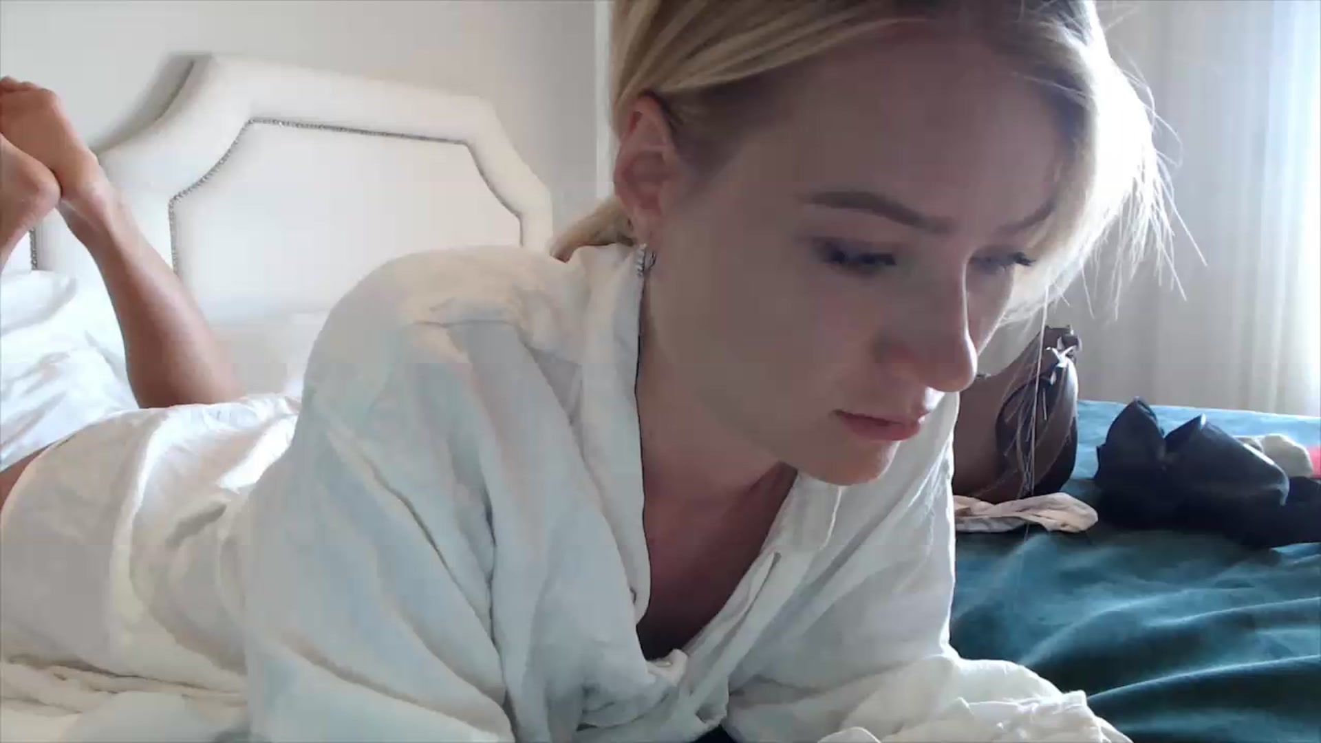 Gallery image thumbnail from fiancee's myfreecams stream on, 07/08/2026, 06:40 image 16 of 20