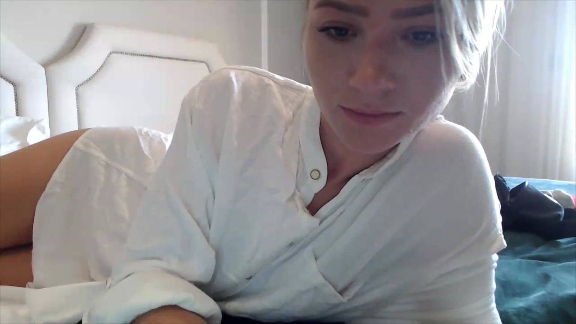 Gallery image thumbnail from fiancee's myfreecams stream on, 07/08/2026, 06:40 image 14 of 20