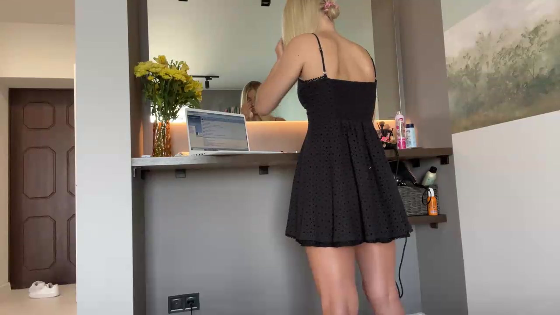 Gallery image thumbnail from fiancee's myfreecams stream on, 07/30/2026, 07:48 image 13 of 20