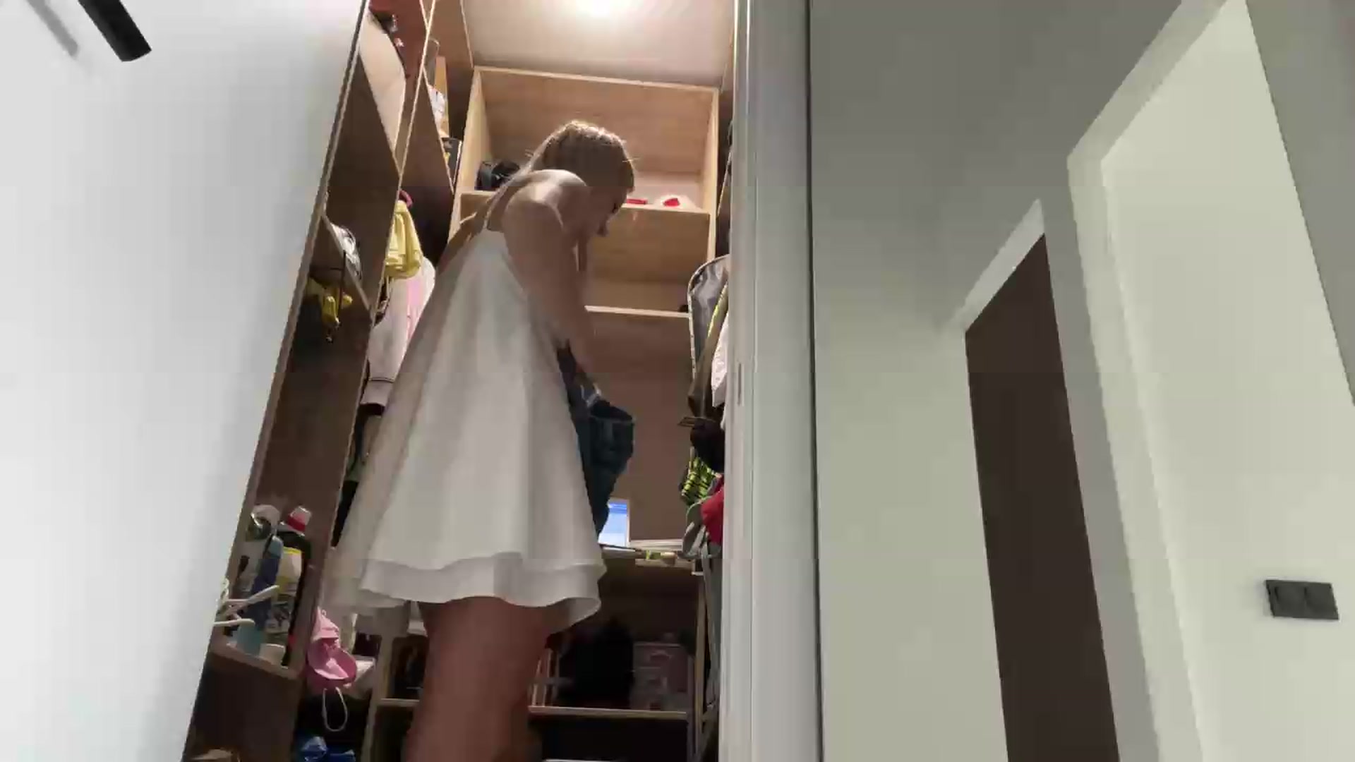Gallery image thumbnail from fiancee's myfreecams stream on, 08/12/2026, 05:46 image 1 of 20