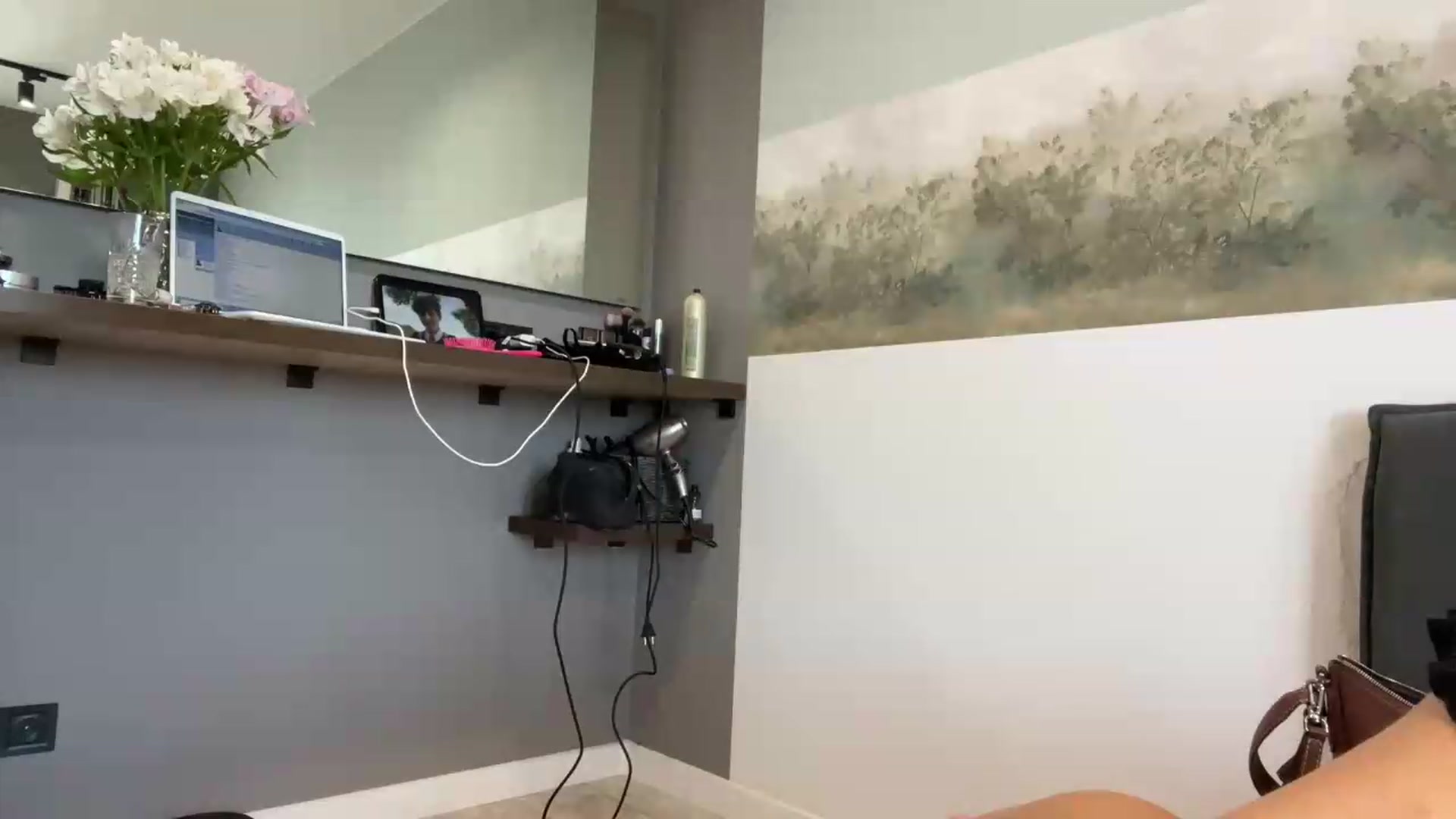 Gallery image thumbnail from fiancee's myfreecams stream on, 08/15/2026, 07:36 image 16 of 20