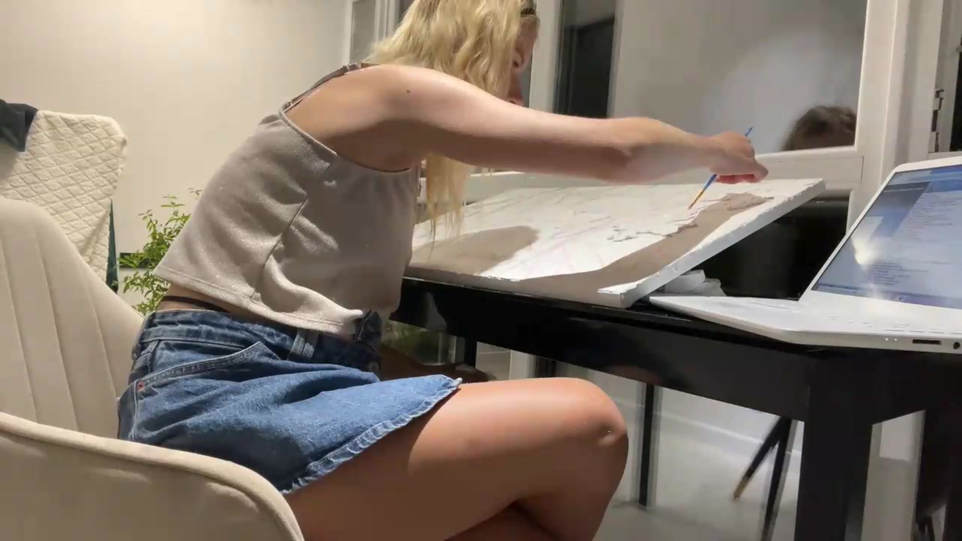 Gallery image thumbnail from fiancee's myfreecams stream on, 08/31/2026, 19:40 image 4 of 20