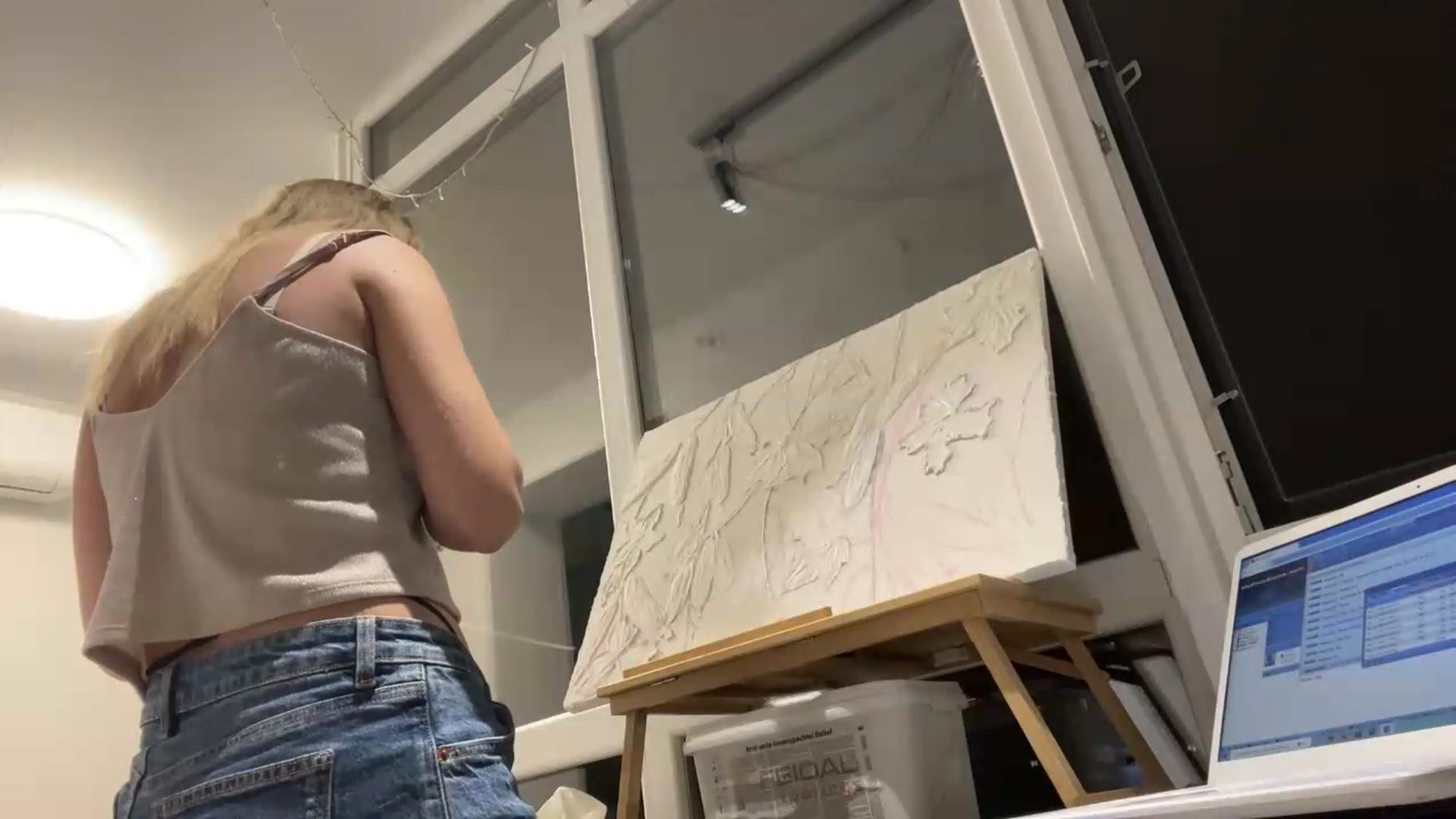 Gallery image thumbnail from fiancee's myfreecams stream on, 08/31/2026, 19:40 image 16 of 20