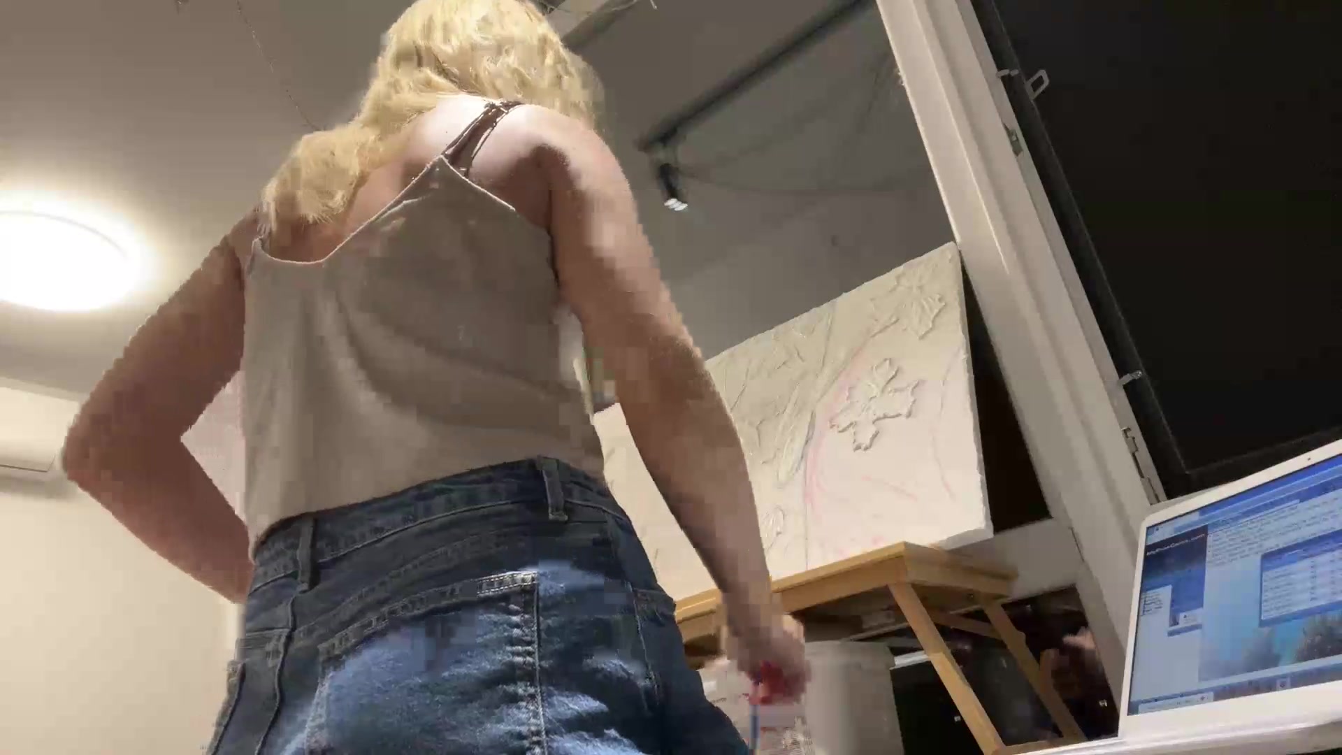 Gallery image thumbnail from fiancee's myfreecams stream on, 08/31/2026, 19:40 image 19 of 20