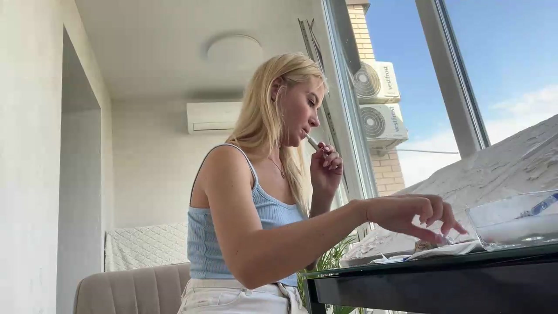 Gallery image thumbnail from fiancee's myfreecams stream on, 09/11/2026, 08:17 image 15 of 20