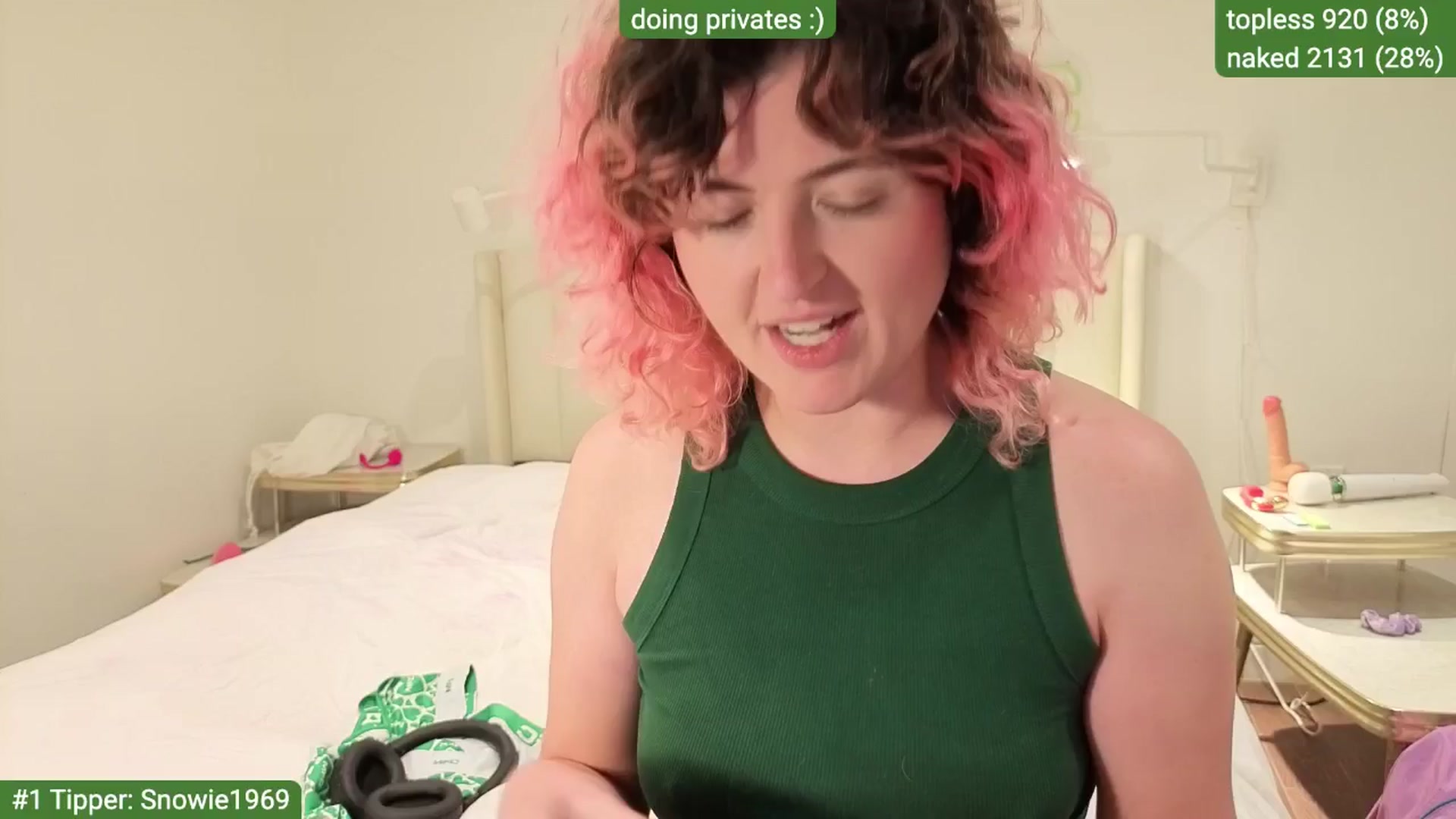 Gallery image thumbnail from fifi_fiore's myfreecams stream on, 11/17/2025, 08:31 image 6 of 20