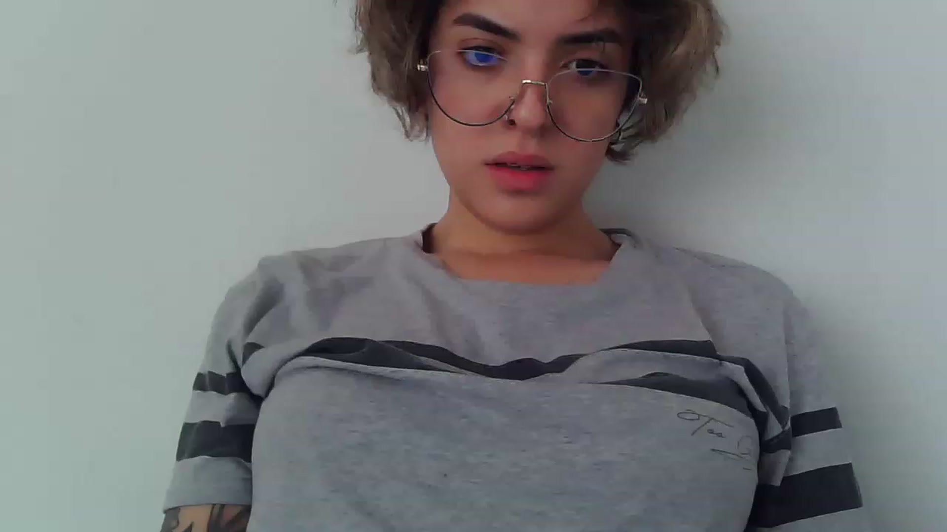 Gallery image thumbnail from fionacarter's myfreecams stream on, 12/01/2022, 08:15 image 19 of 20
