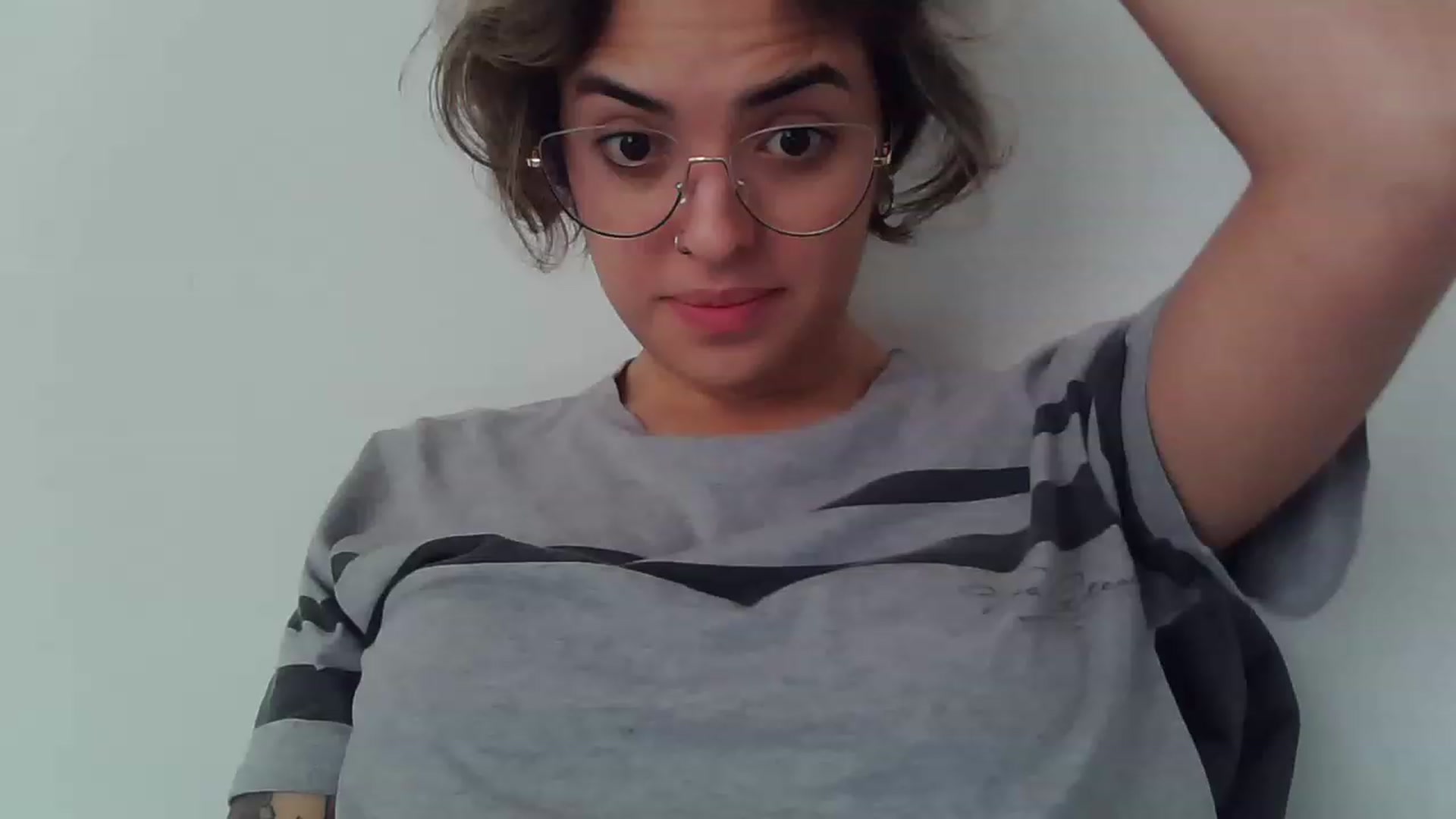 Gallery image thumbnail from fionacarter's myfreecams stream on, 12/01/2022, 08:15 image 20 of 20