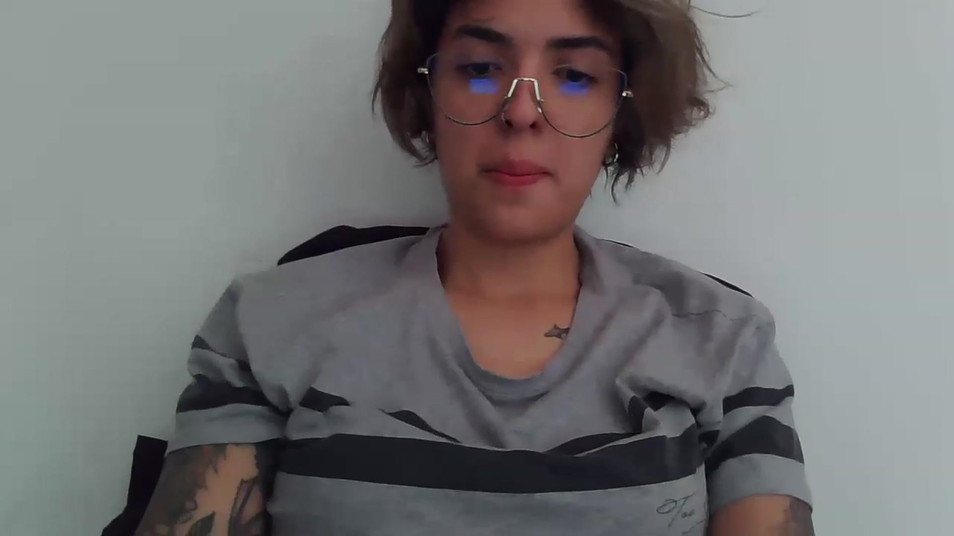 Gallery image thumbnail from fionacarter's myfreecams stream on, 12/04/2022, 13:48 image 17 of 20
