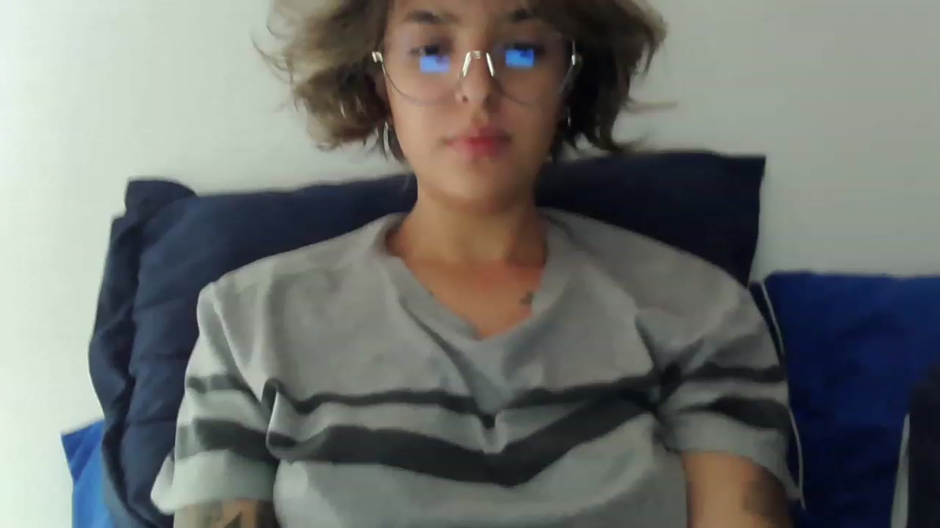Gallery image thumbnail from fionacarter's myfreecams stream on, 02/10/2023, 16:30 image 17 of 20