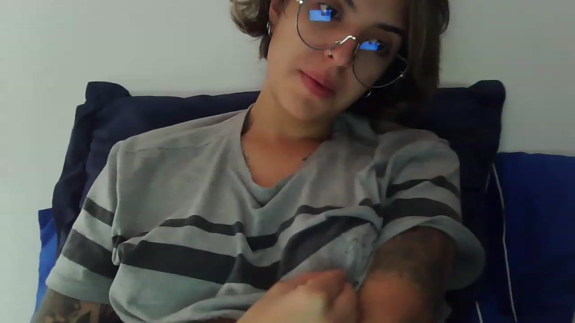 Gallery image thumbnail from fionacarter's myfreecams stream on, 02/10/2023, 16:30 image 2 of 20
