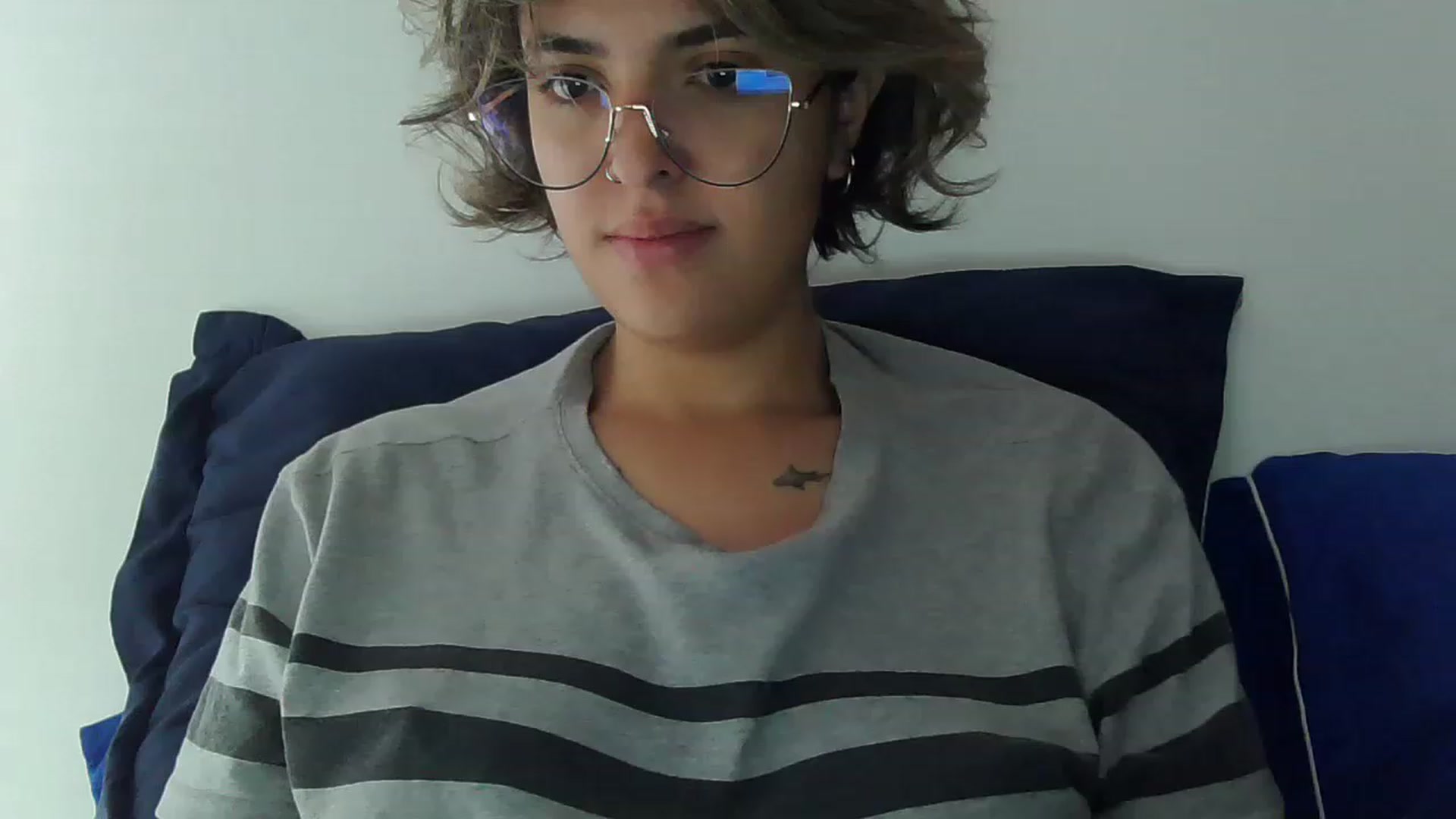 Gallery image thumbnail from fionacarter's myfreecams stream on, 02/10/2023, 16:30 image 10 of 20