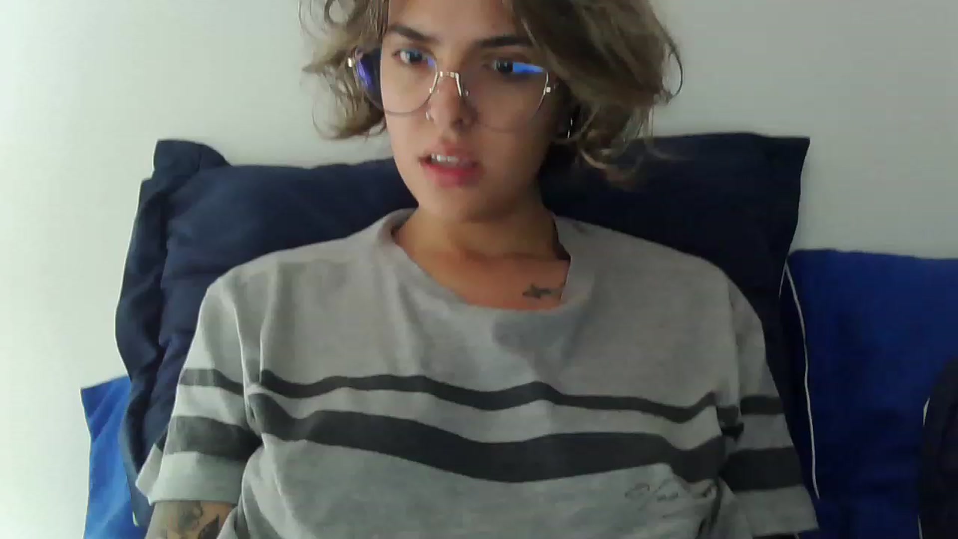 Gallery image thumbnail from fionacarter's myfreecams stream on, 02/10/2023, 16:30 image 15 of 20