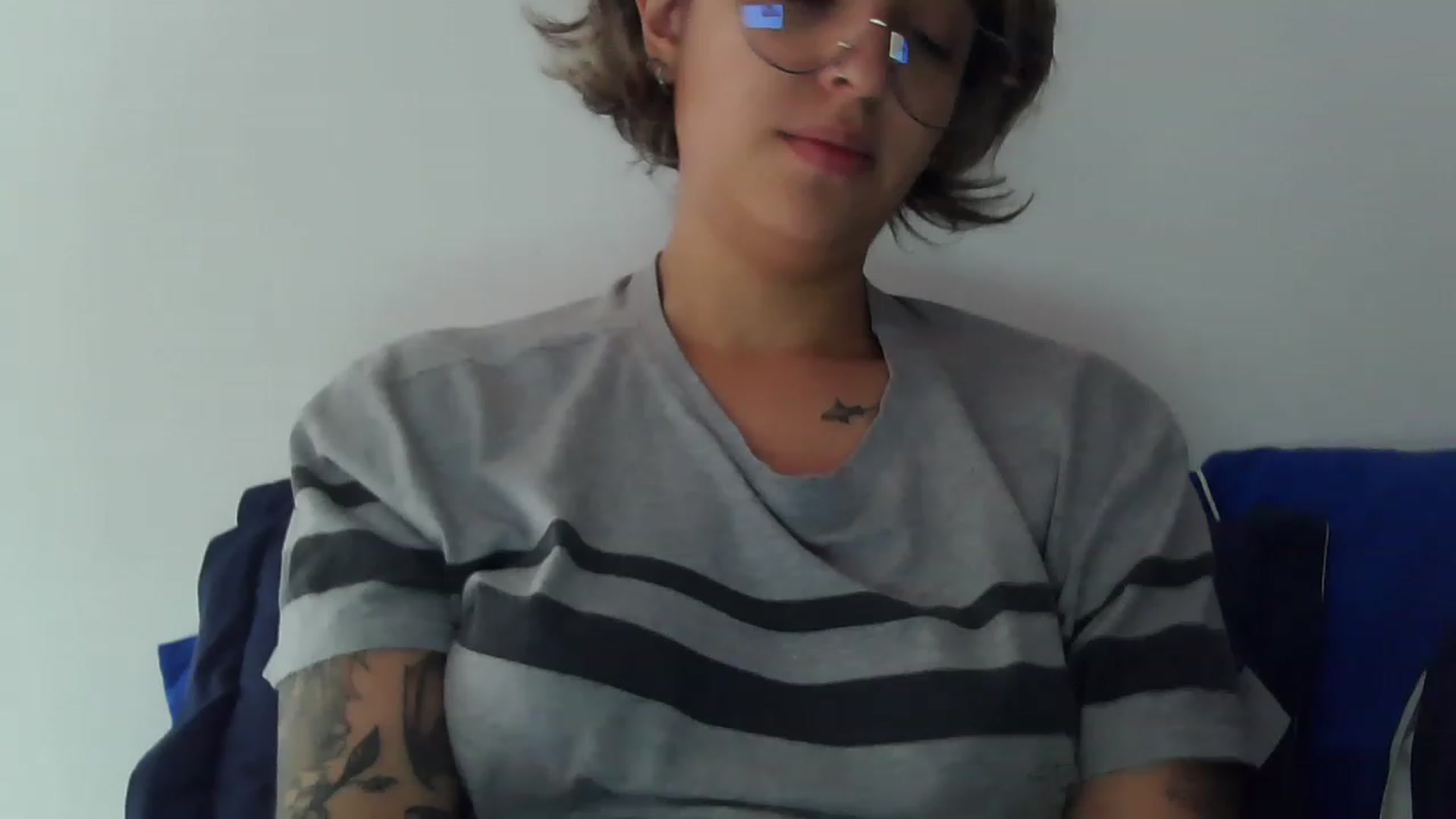 Gallery image thumbnail from fionacarter's myfreecams stream on, 02/10/2023, 16:44 image 3 of 20