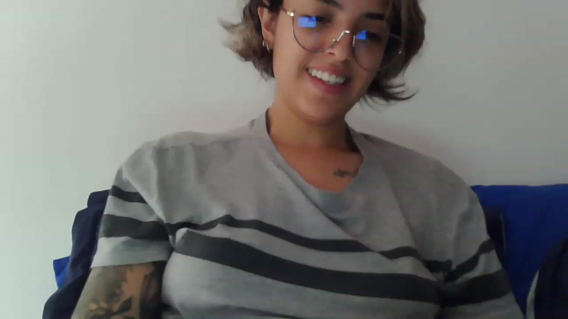 Gallery image thumbnail from fionacarter's myfreecams stream on, 02/10/2023, 16:44 image 8 of 20
