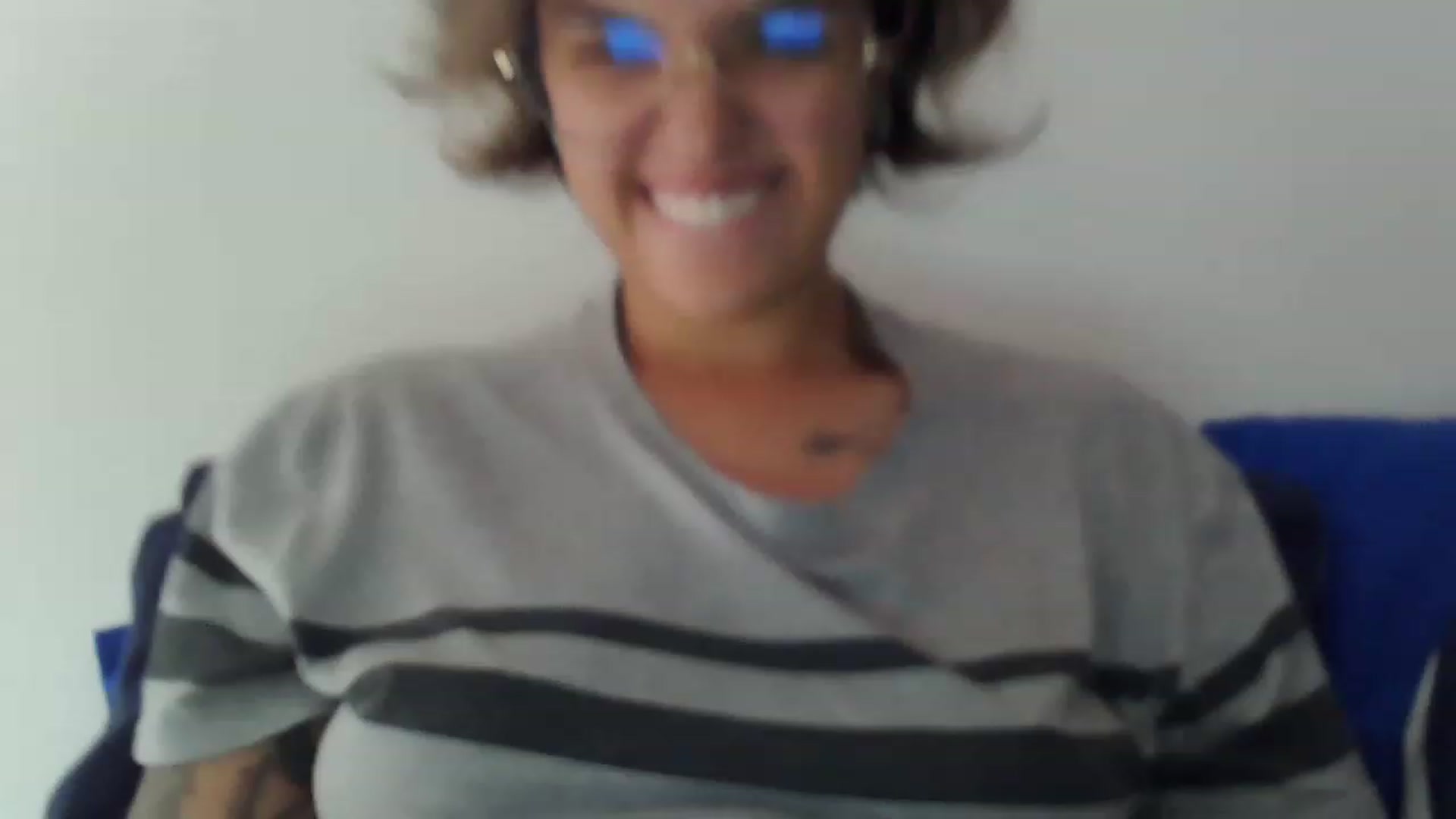 Gallery image thumbnail from fionacarter's myfreecams stream on, 02/10/2023, 16:44 image 12 of 20