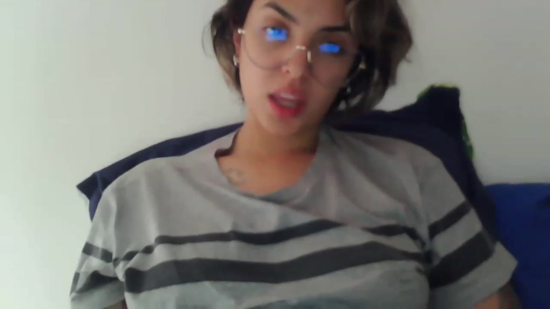 Gallery image thumbnail from fionacarter's myfreecams stream on, 02/15/2023, 17:23 image 12 of 20