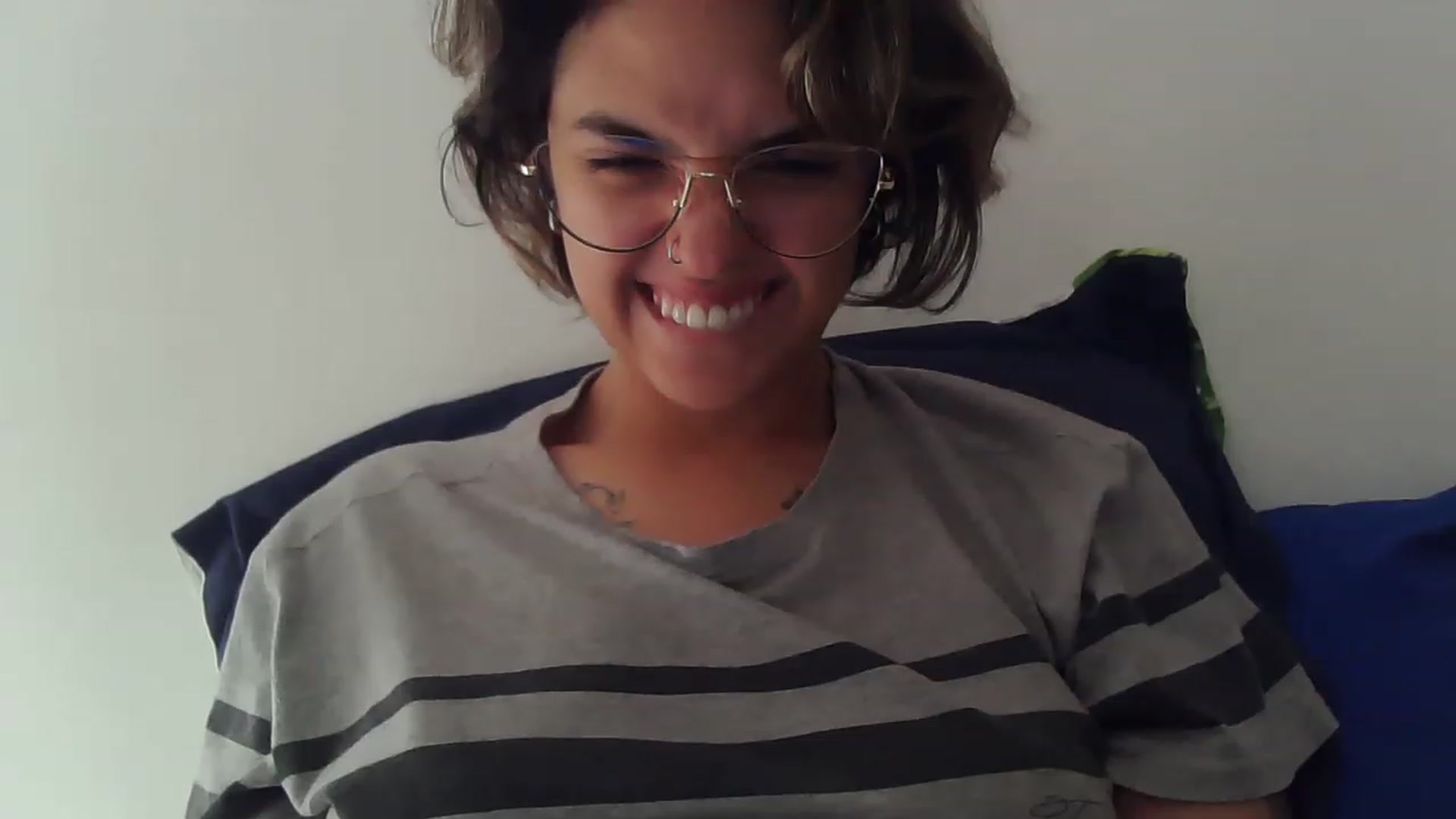 Gallery image thumbnail from fionacarter's myfreecams stream on, 02/15/2023, 17:23 image 13 of 20