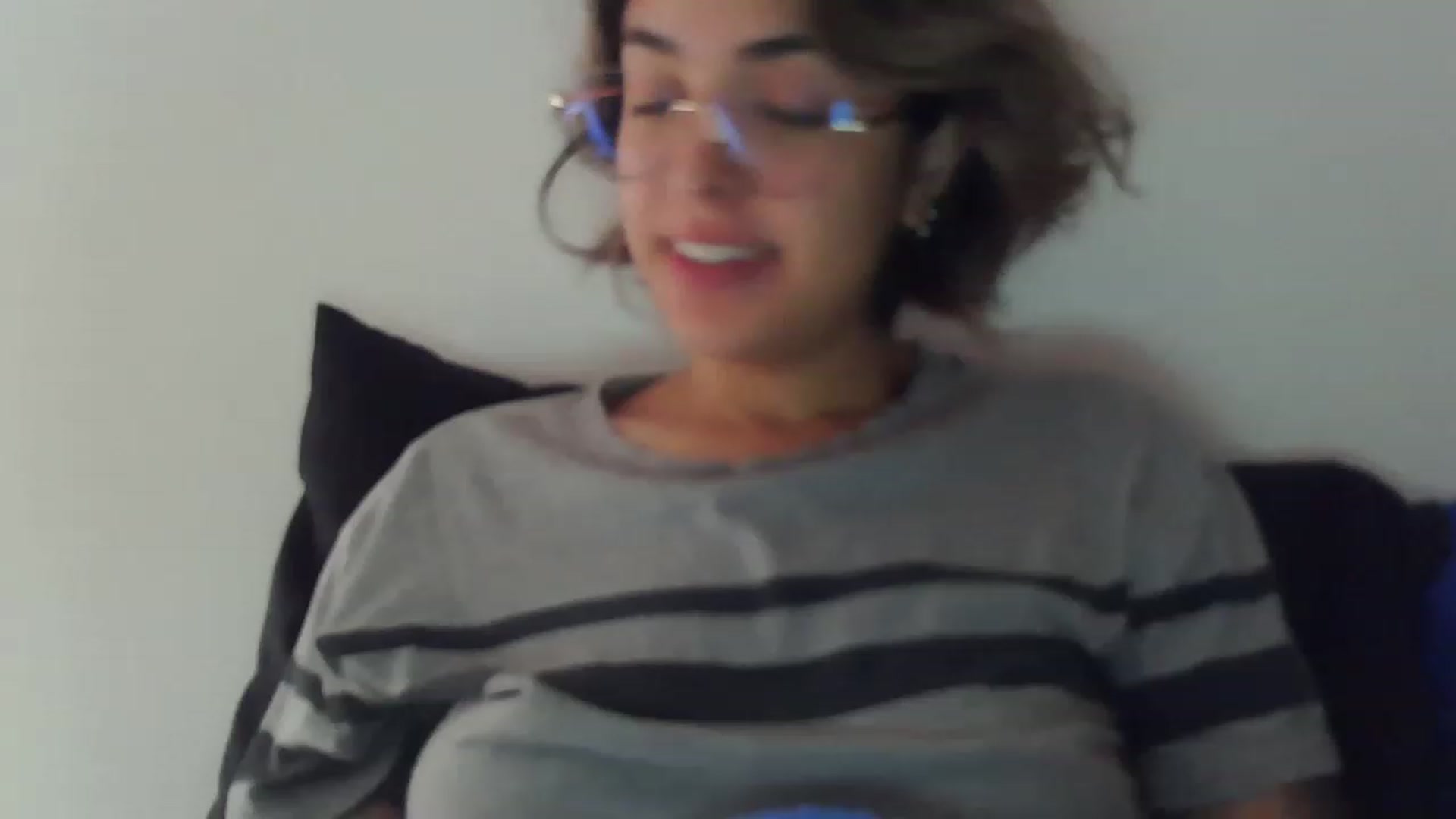 Gallery image thumbnail from fionacarter's myfreecams stream on, 03/13/2023, 16:41 image 7 of 20