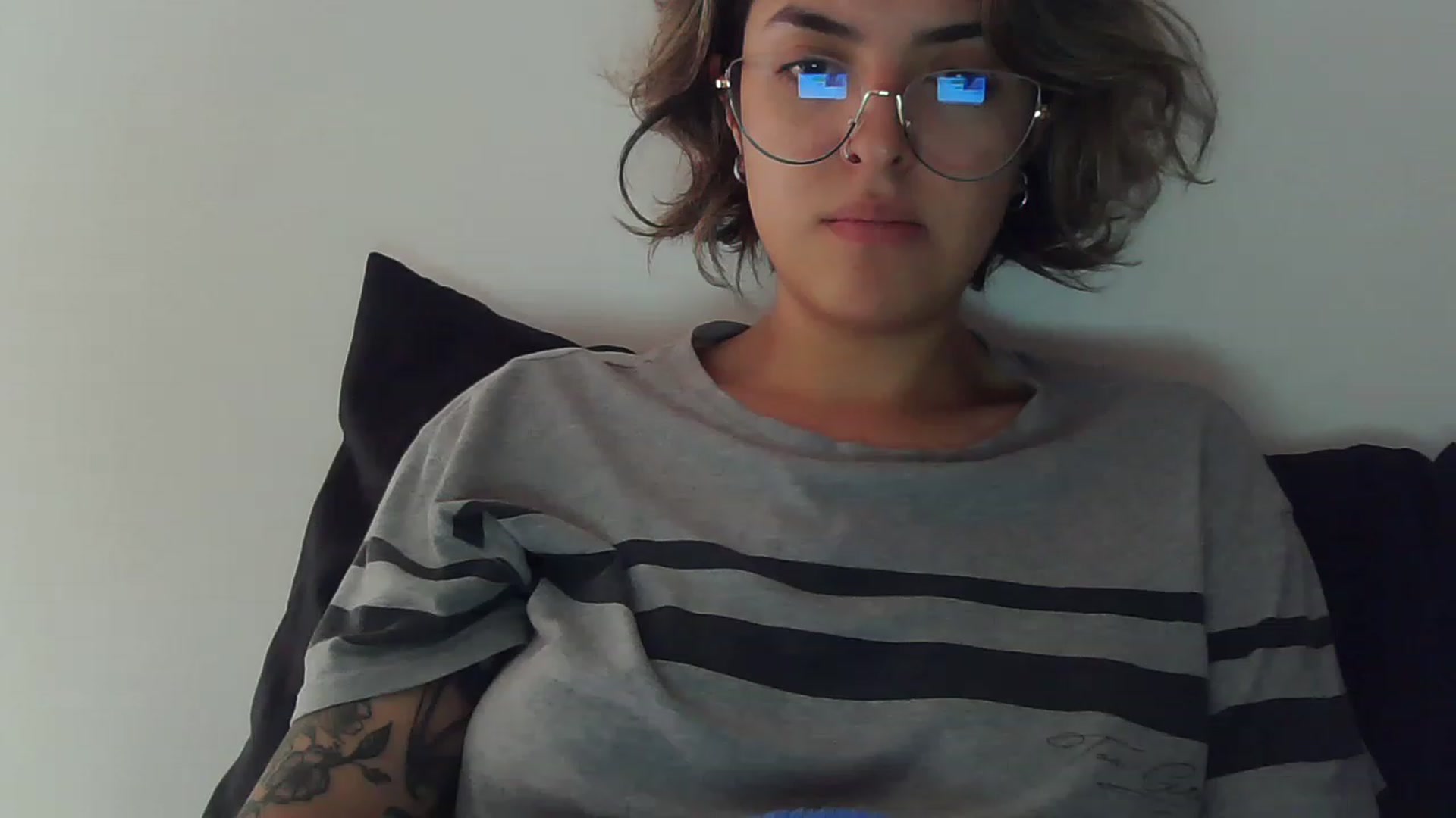 Gallery image thumbnail from fionacarter's myfreecams stream on, 03/13/2023, 16:41 image 5 of 20