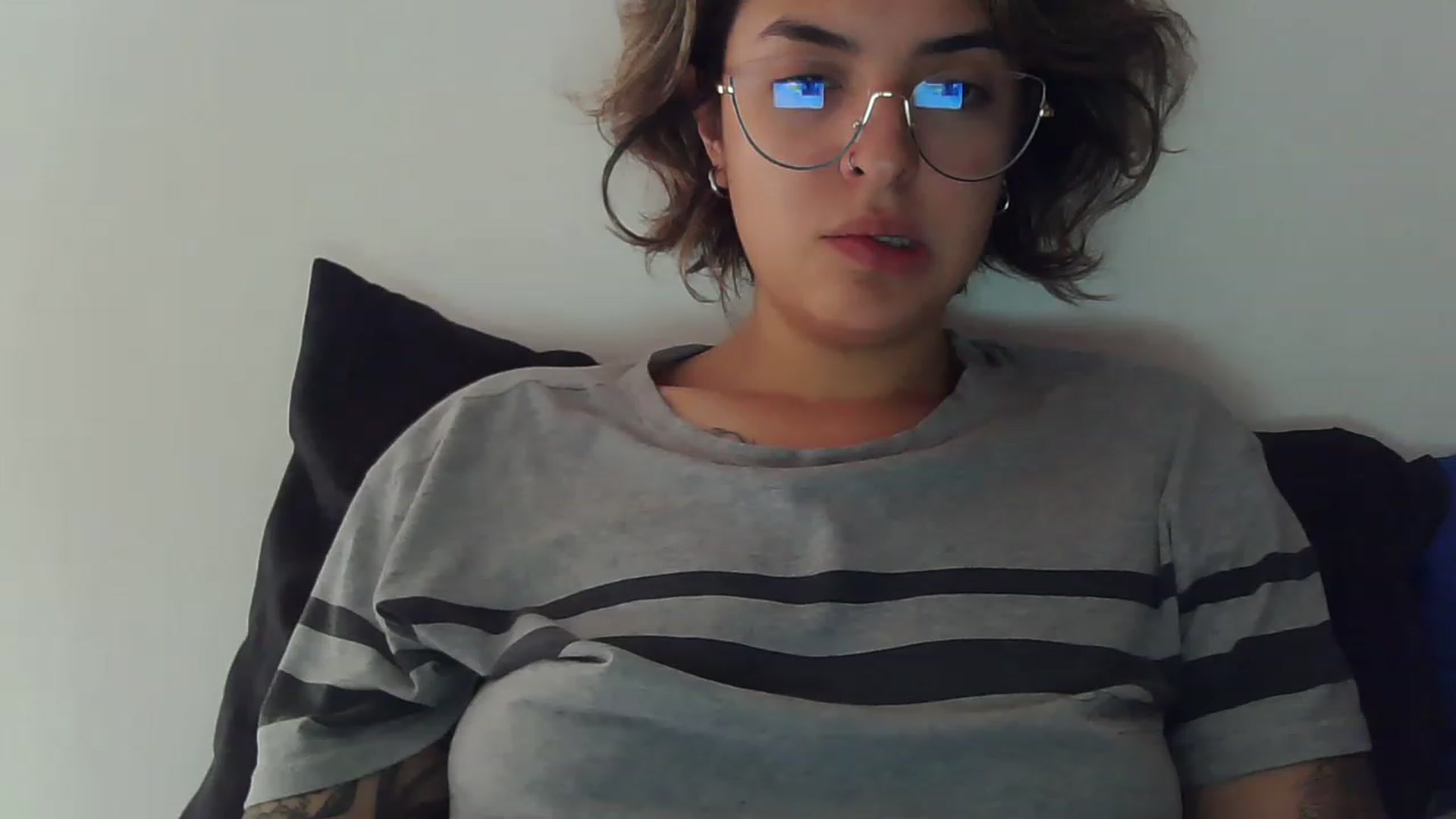 Gallery image thumbnail from fionacarter's myfreecams stream on, 03/13/2023, 16:41 image 8 of 20