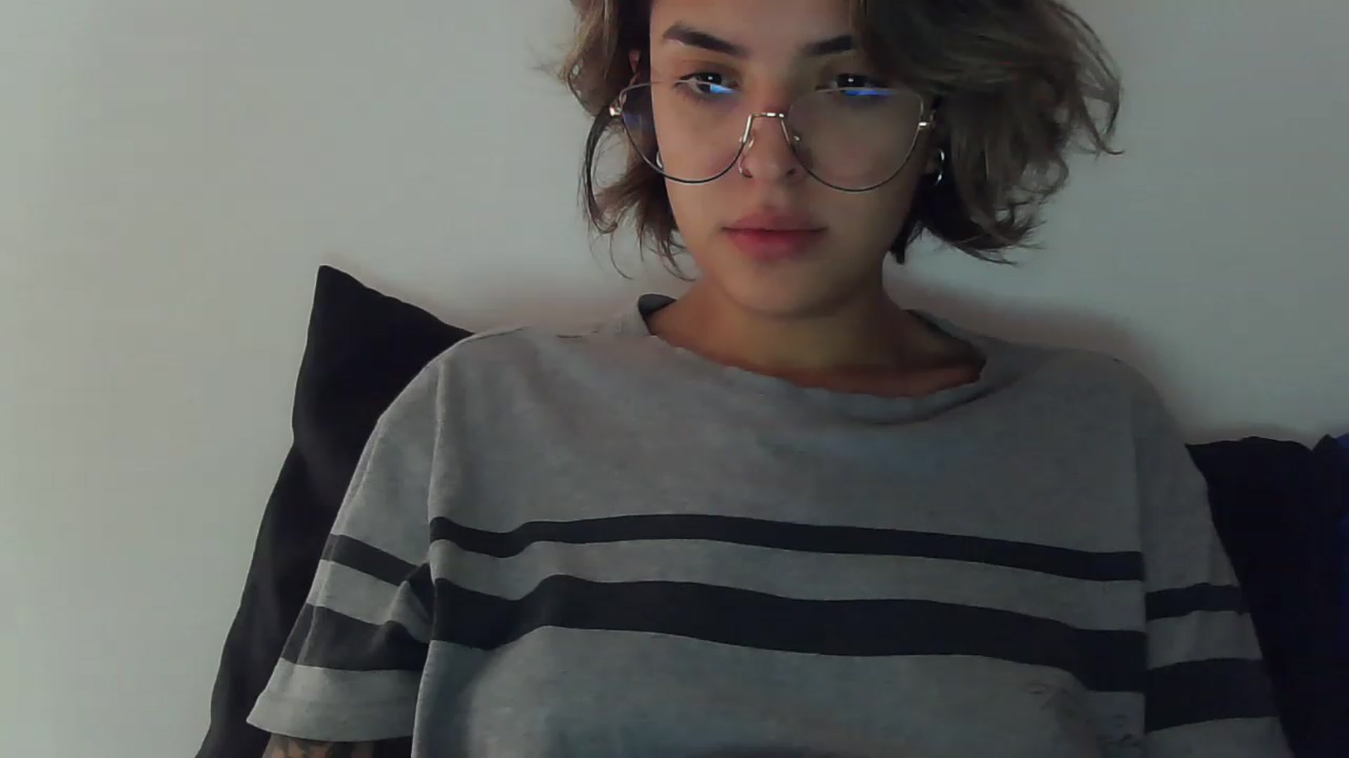 Gallery image thumbnail from fionacarter's myfreecams stream on, 03/13/2023, 16:41 image 4 of 20