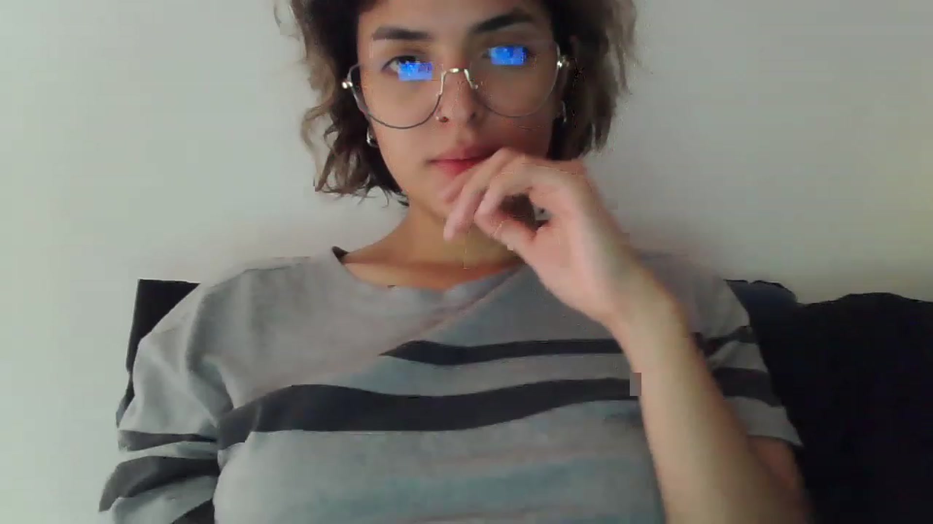 Gallery image thumbnail from fionacarter's myfreecams stream on, 03/22/2023, 17:02 image 5 of 20