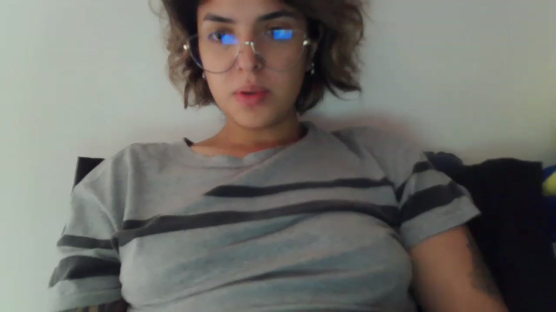 Gallery image thumbnail from fionacarter's myfreecams stream on, 03/22/2023, 17:02 image 6 of 20
