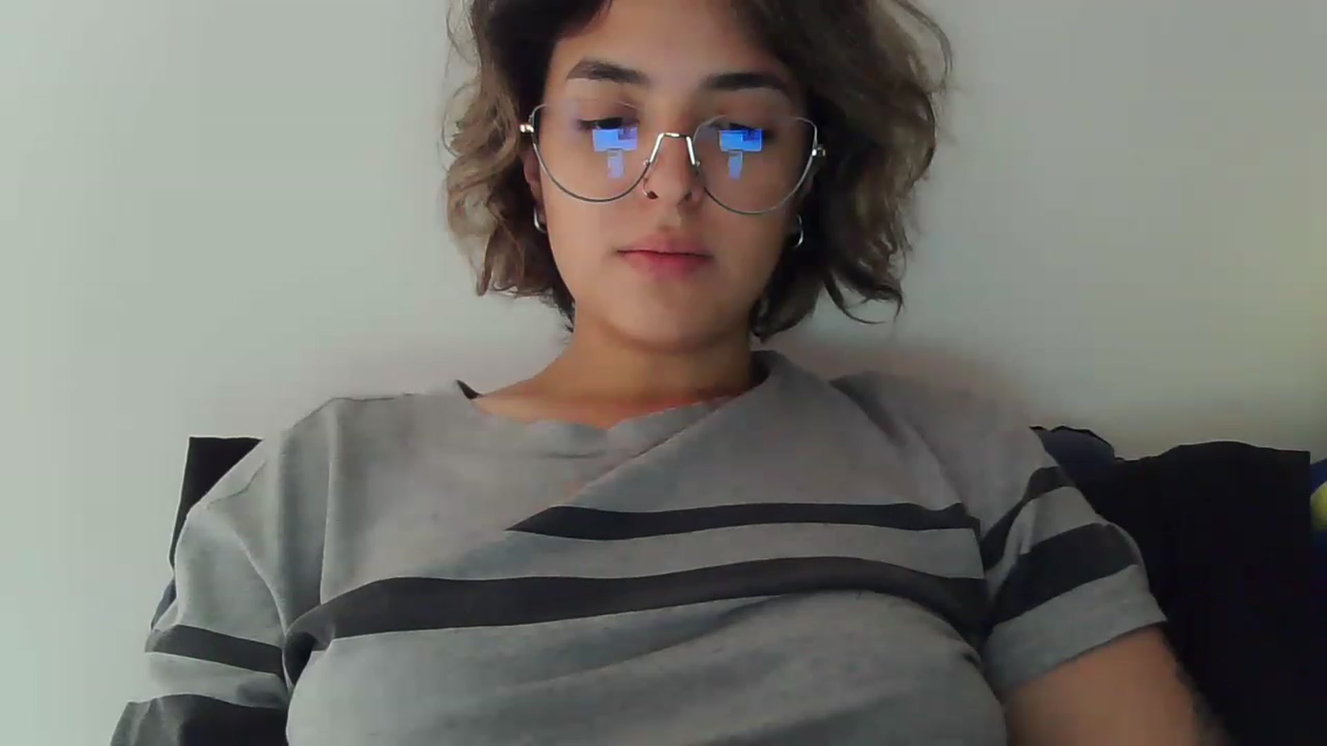 Gallery image thumbnail from fionacarter's myfreecams stream on, 03/22/2023, 17:02 image 7 of 20