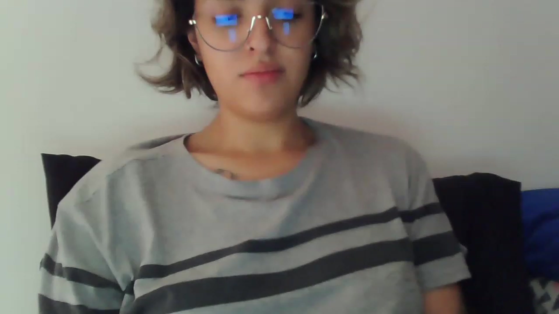 Gallery image thumbnail from fionacarter's myfreecams stream on, 03/22/2023, 17:02 image 14 of 20