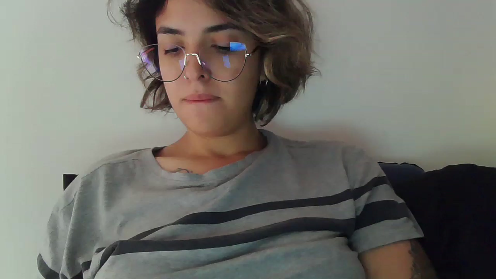 Gallery image thumbnail from fionacarter's myfreecams stream on, 03/22/2023, 17:02 image 2 of 20
