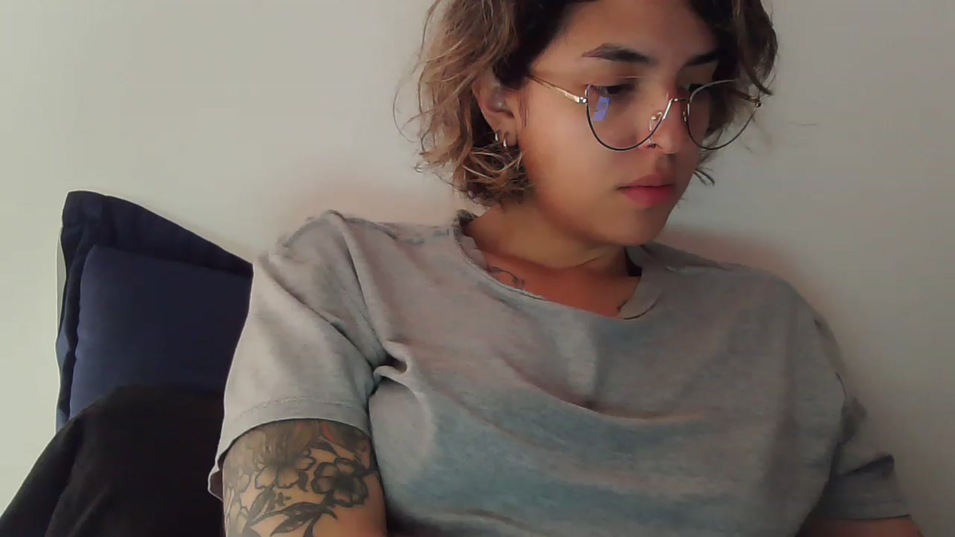 Gallery image thumbnail from fionacarter's myfreecams stream on, 03/28/2023, 16:05 image 15 of 20