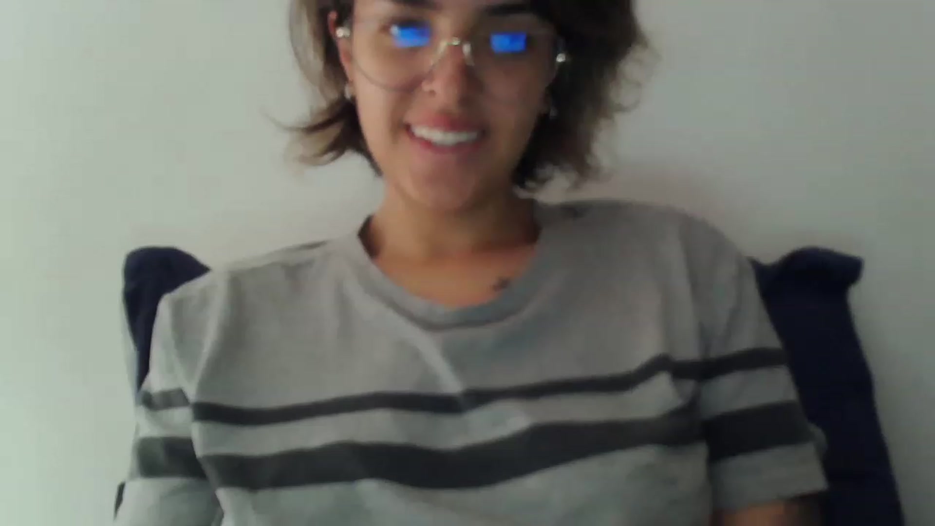 Gallery image thumbnail from fionacarter's myfreecams stream on, 04/06/2023, 16:38 image 2 of 20