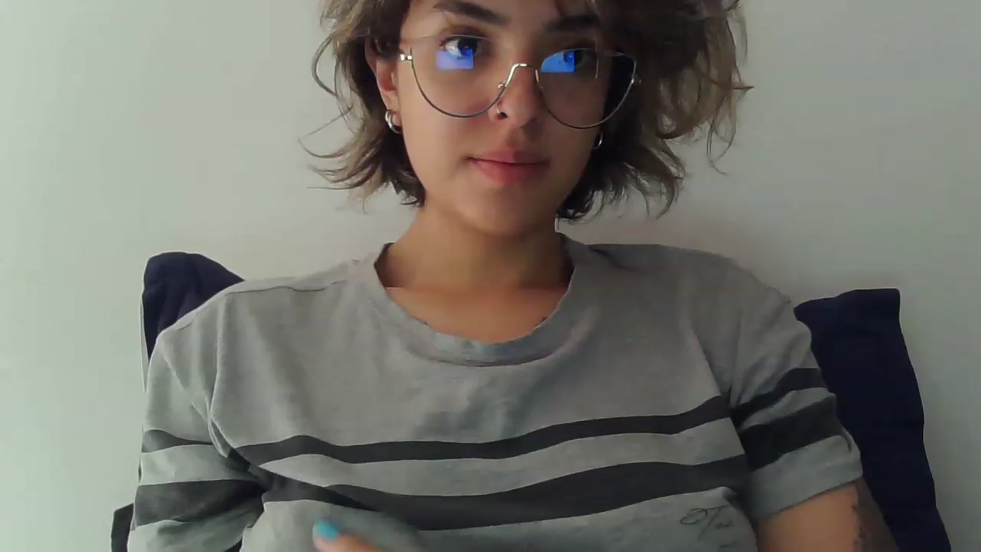 Gallery image thumbnail from fionacarter's myfreecams stream on, 04/06/2023, 16:38 image 20 of 20