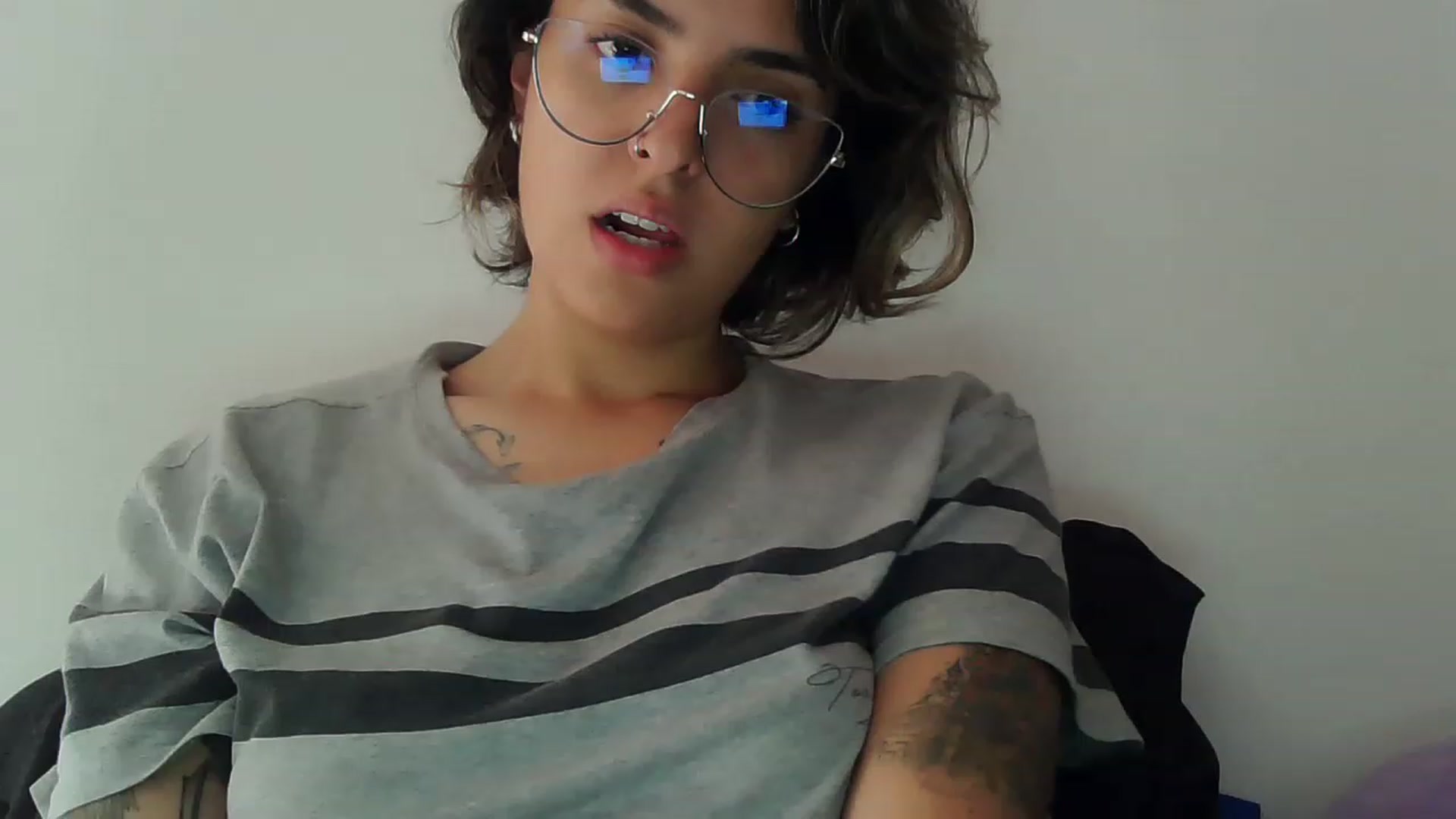 Gallery image thumbnail from fionacarter's myfreecams stream on, 04/15/2023, 18:00 image 10 of 20