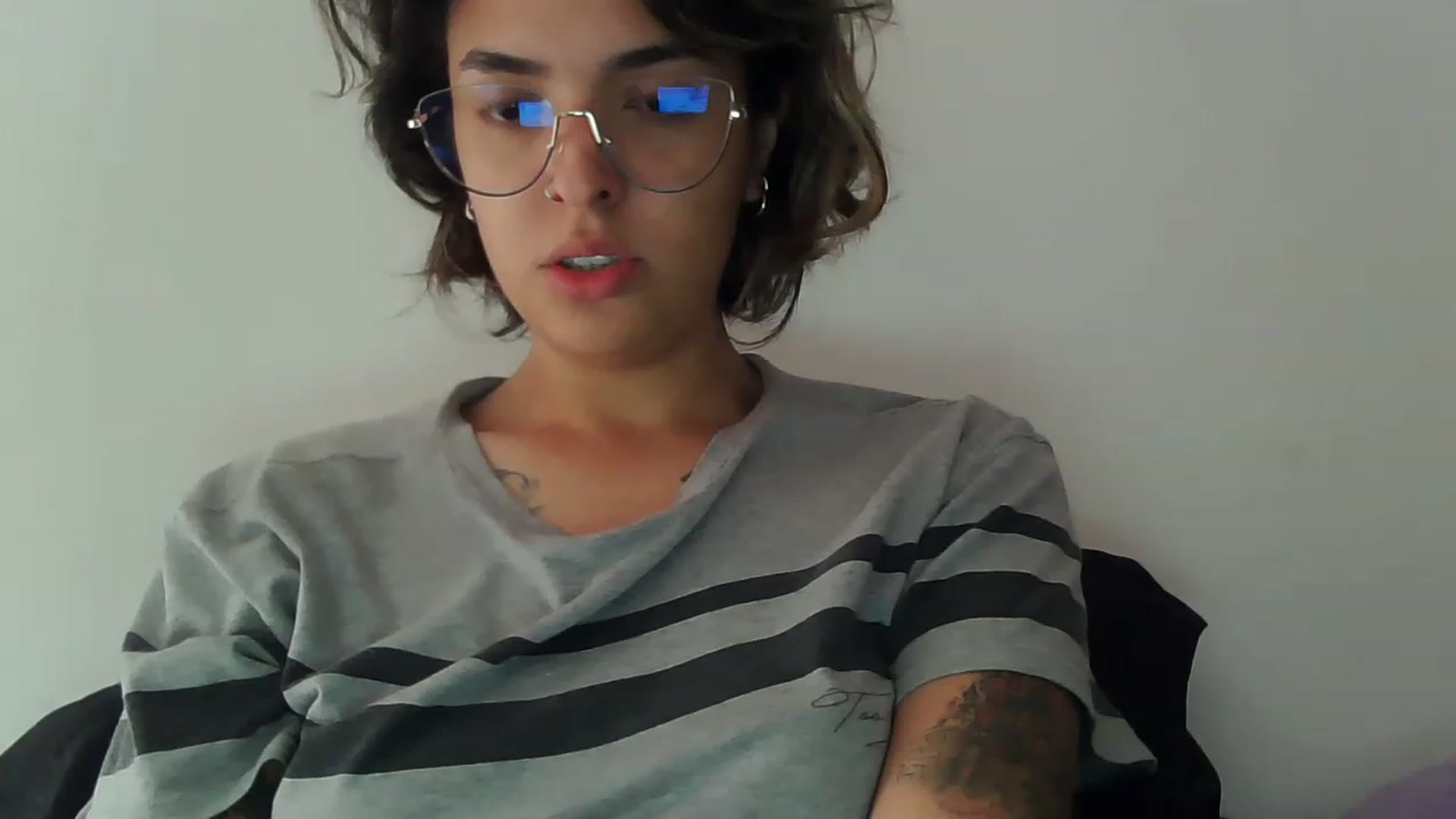 Gallery image thumbnail from fionacarter's myfreecams stream on, 04/15/2023, 18:00 image 8 of 20