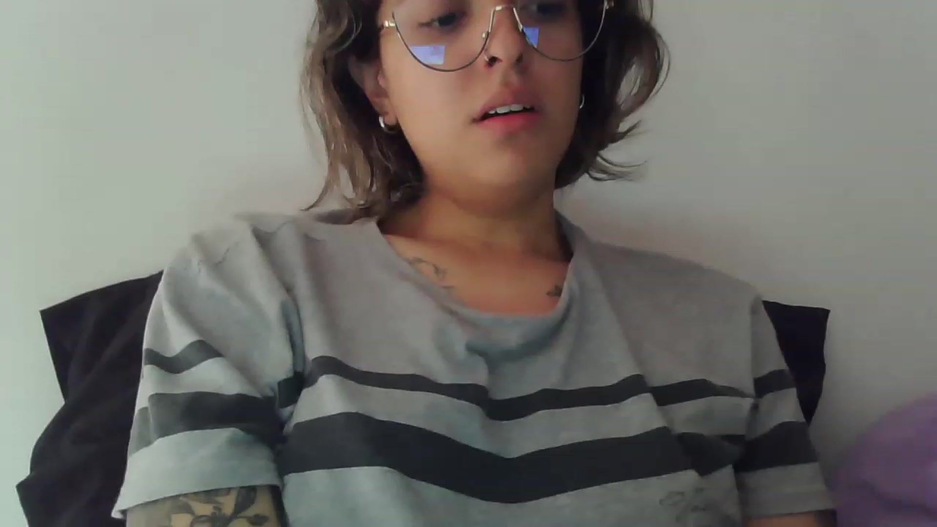 Gallery image thumbnail from fionacarter's myfreecams stream on, 04/15/2023, 18:00 image 3 of 20