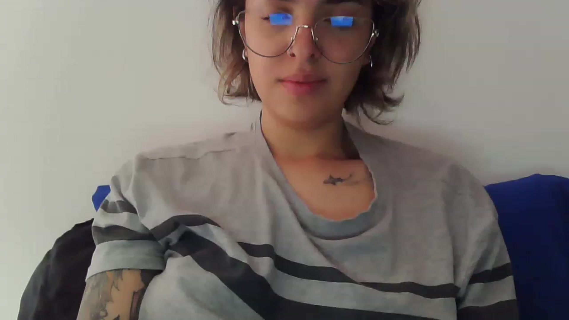 Gallery image thumbnail from fionacarter's myfreecams stream on, 04/17/2023, 16:58 image 9 of 20